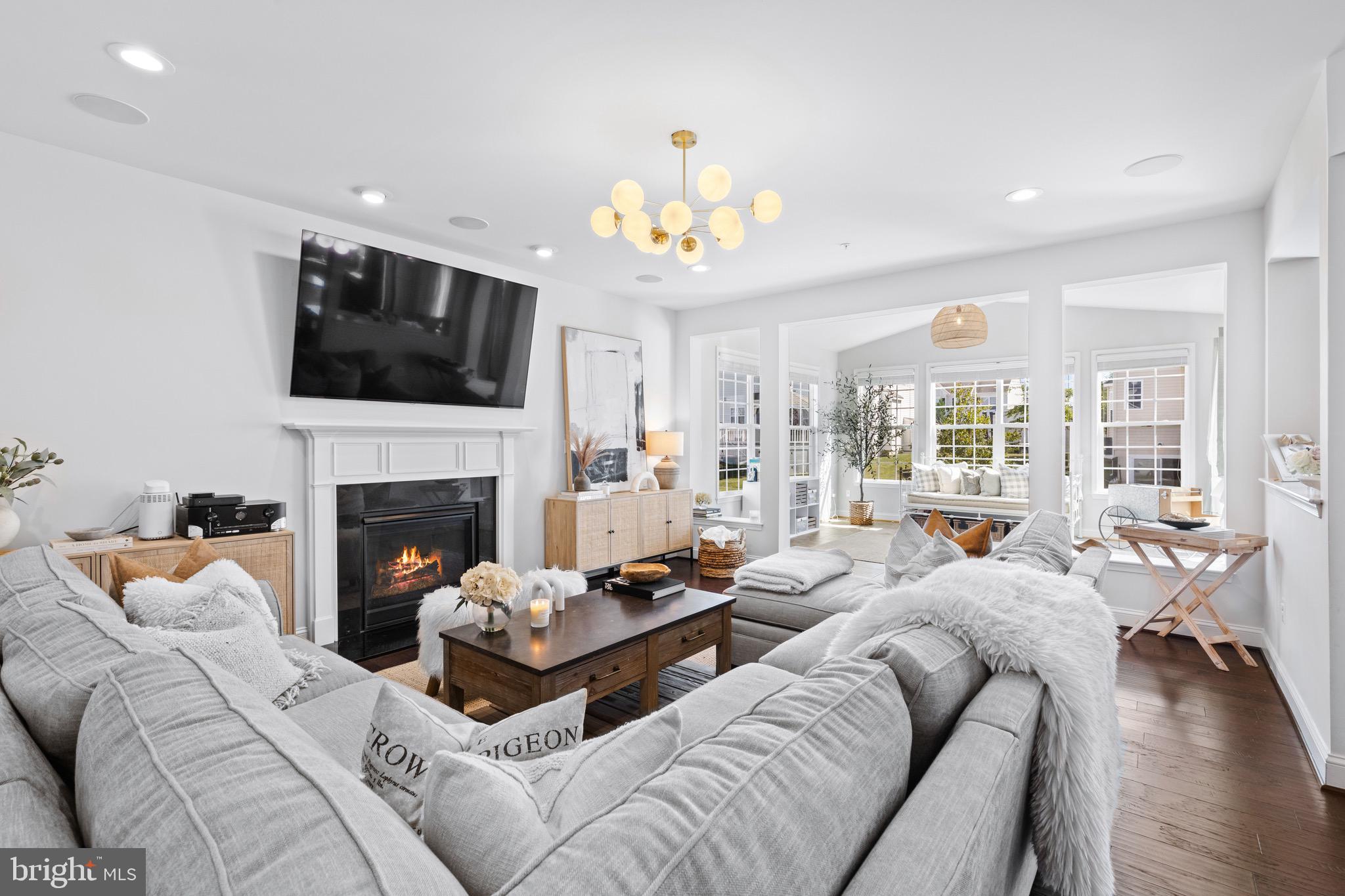 THE PARKE AT MOUNT WASHINGTON - Residential