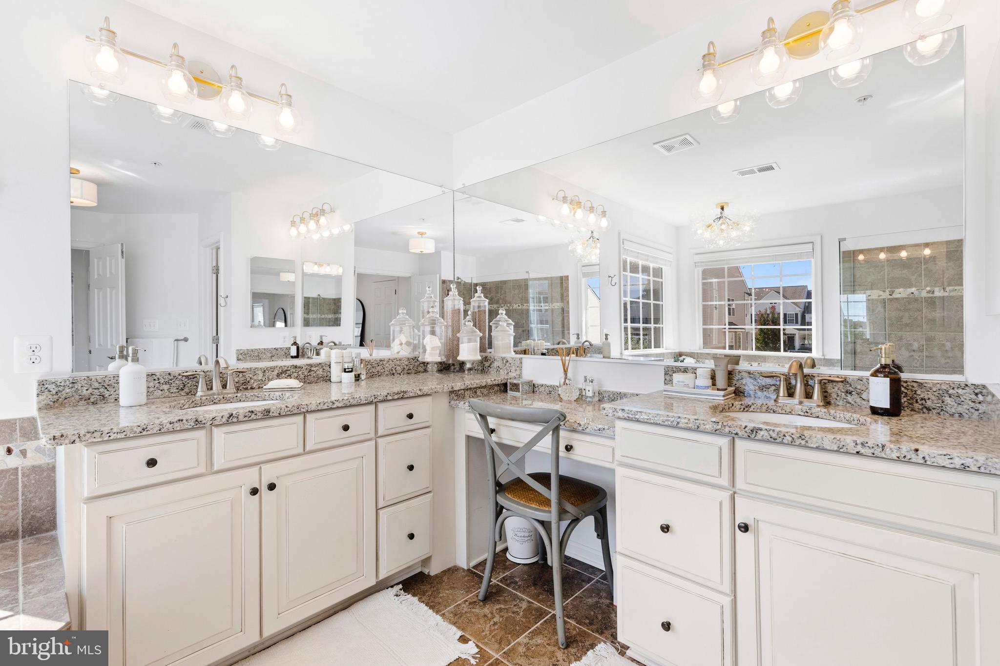 THE PARKE AT MOUNT WASHINGTON - Residential