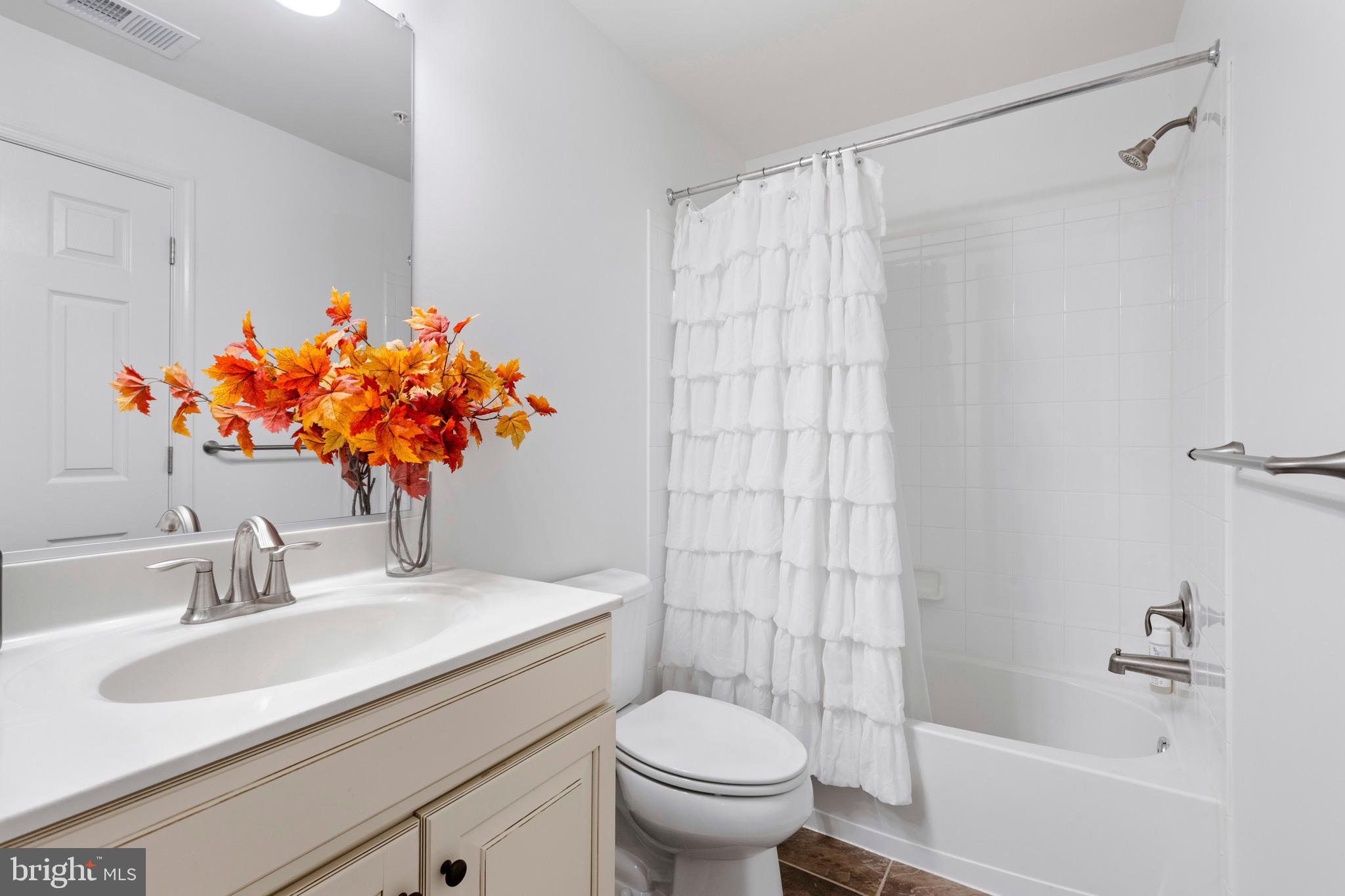 THE PARKE AT MOUNT WASHINGTON - Residential