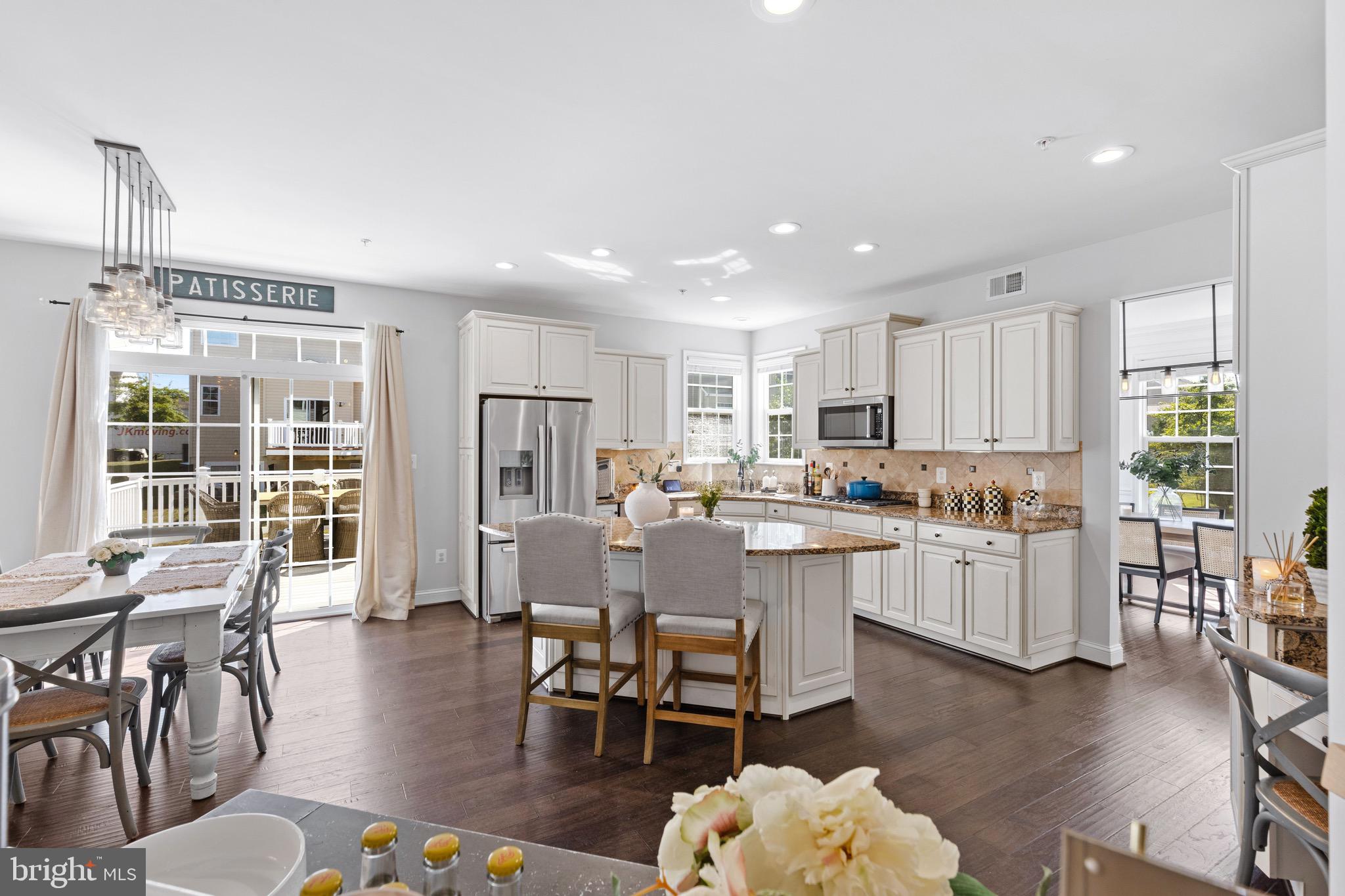 THE PARKE AT MOUNT WASHINGTON - Residential