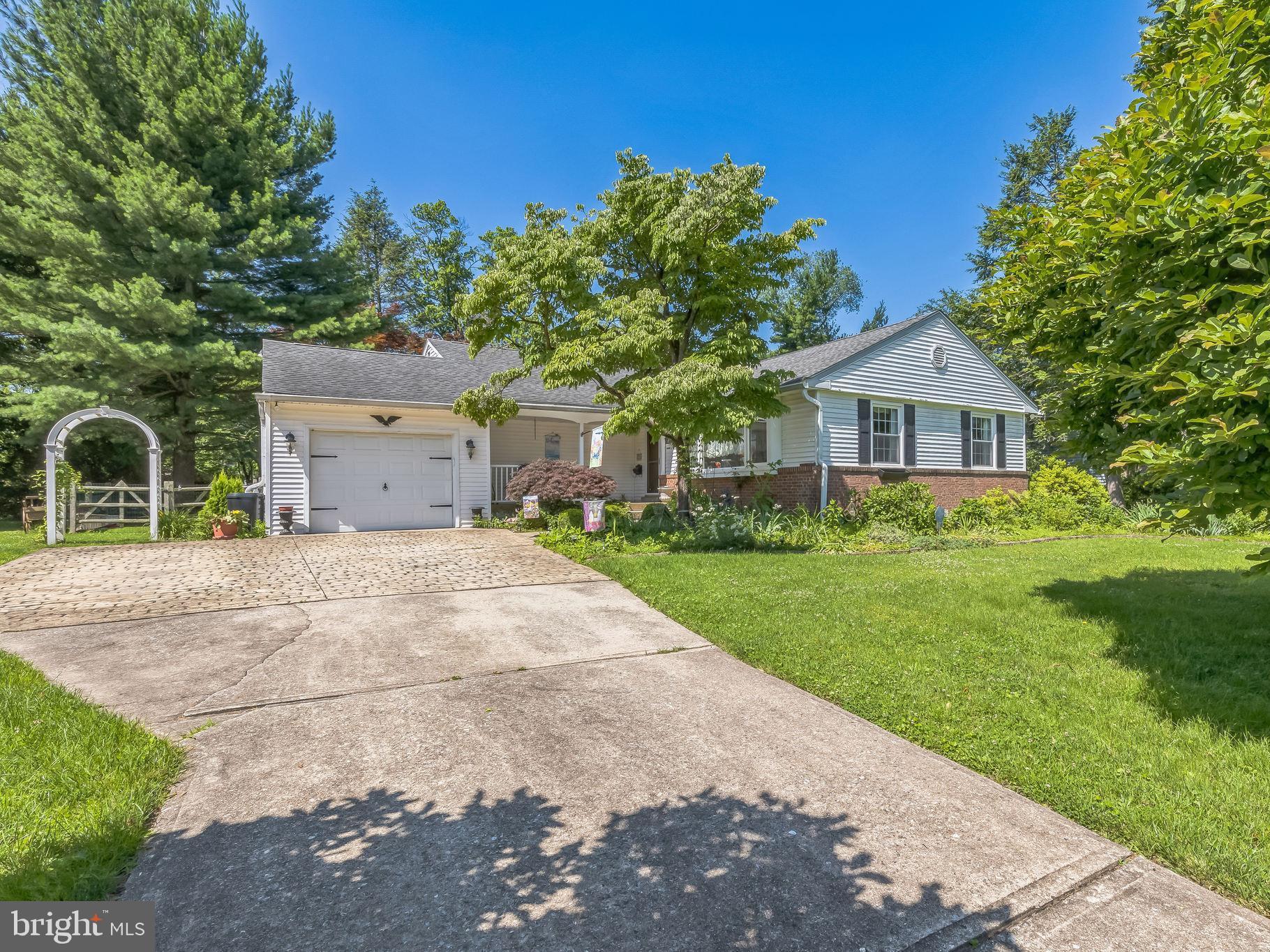1740 PEACHTREE