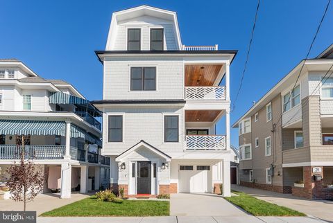 Photo of 14 Gardens Road, OCEAN CITY, NJ 08226 (MLS # NJCM2006238) Photo of 14 Gardens Road, OCEAN CITY, NJ 08226 (MLS # NJCM2006238)