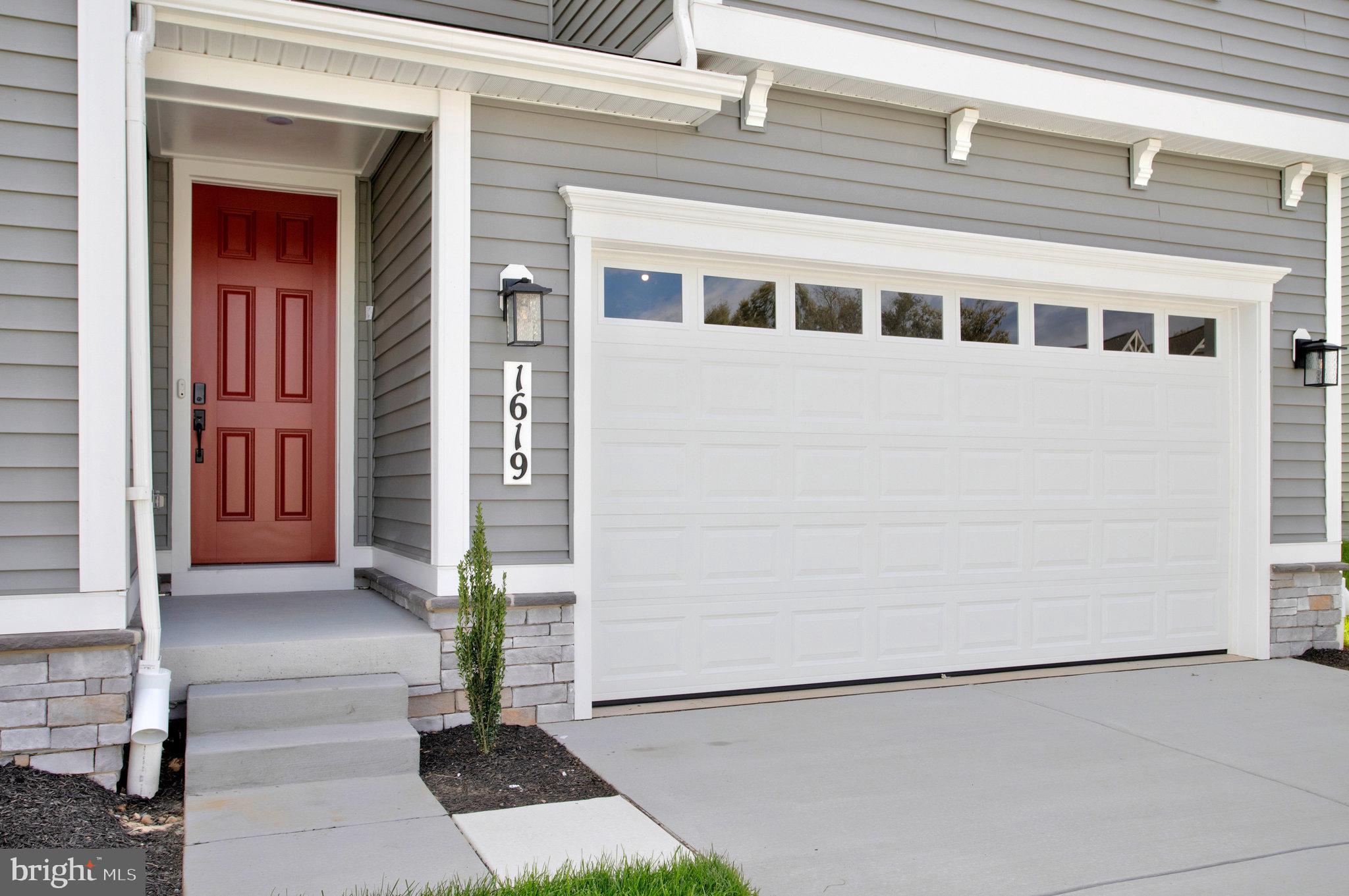 ROBERTS CROSSING - Residential