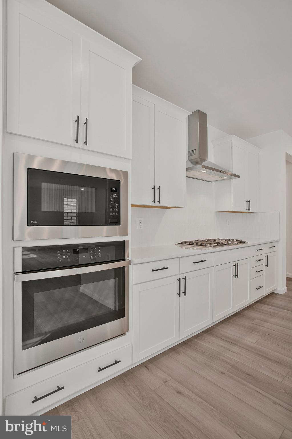 ROBERTS CROSSING - Residential