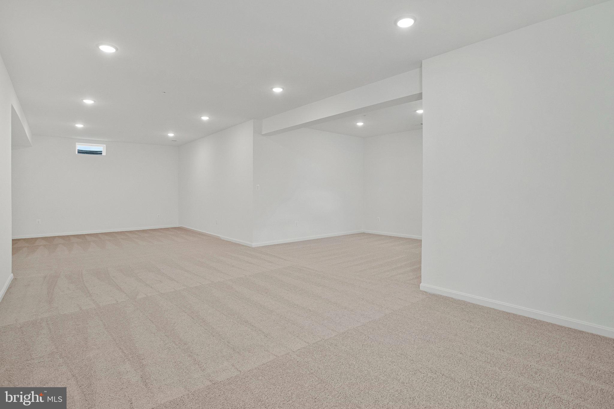 ROBERTS CROSSING - Residential