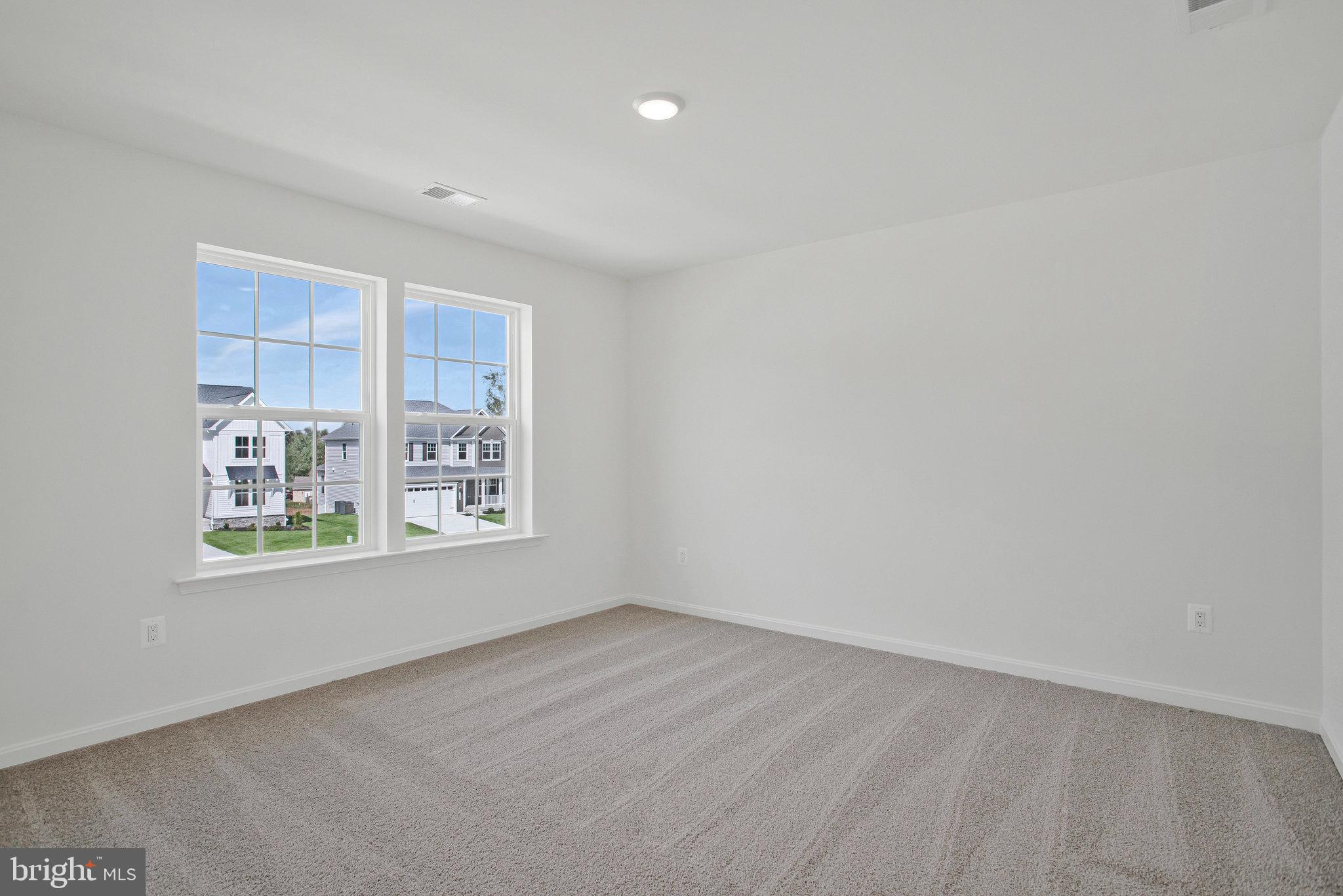 ROBERTS CROSSING - Residential