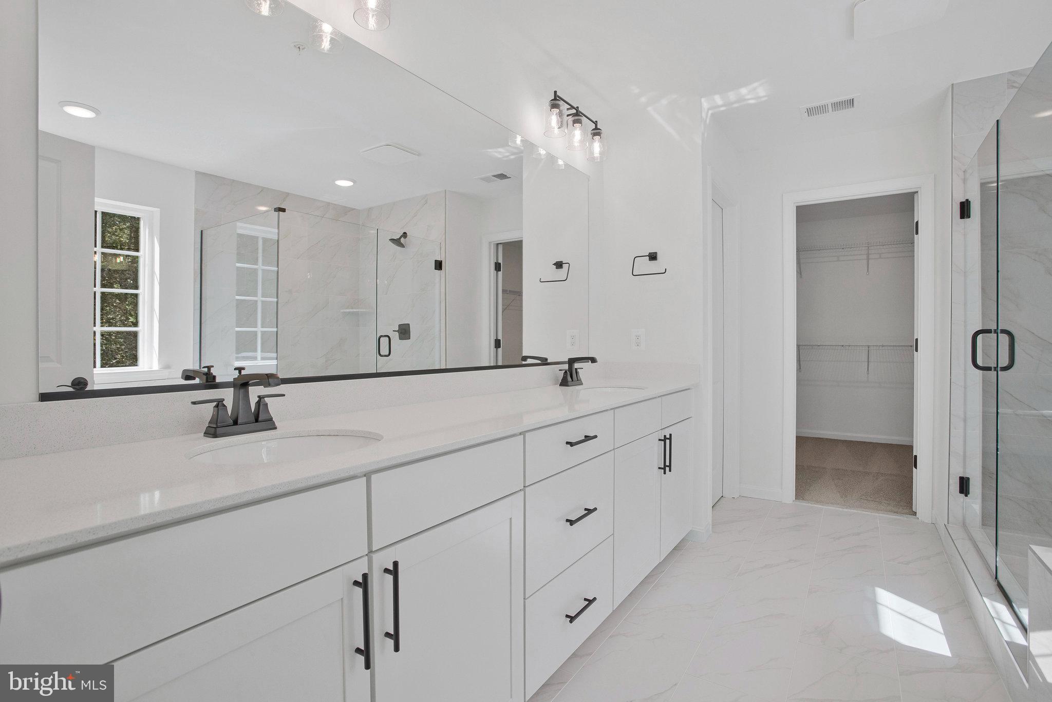 ROBERTS CROSSING - Residential