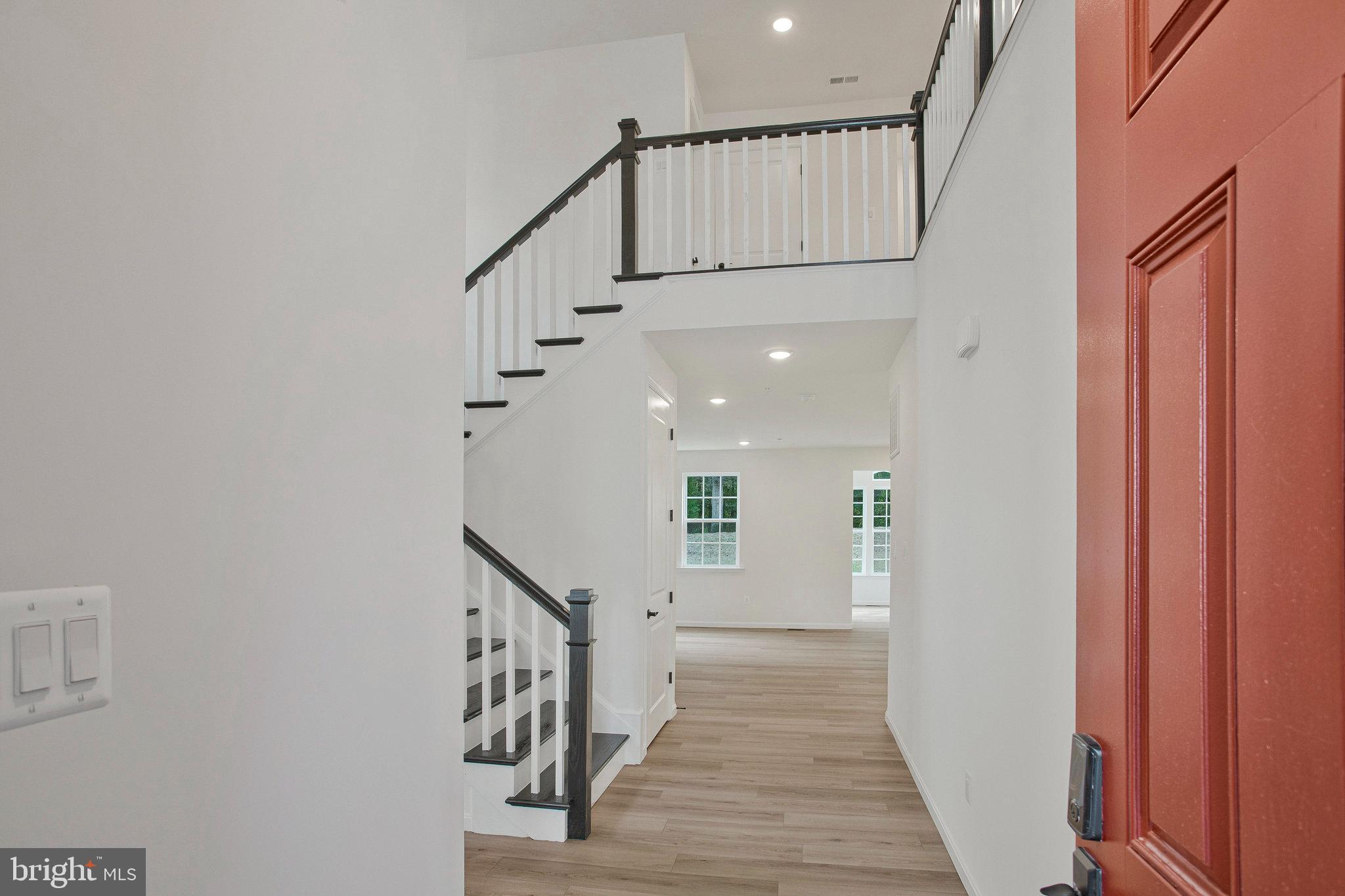 ROBERTS CROSSING - Residential