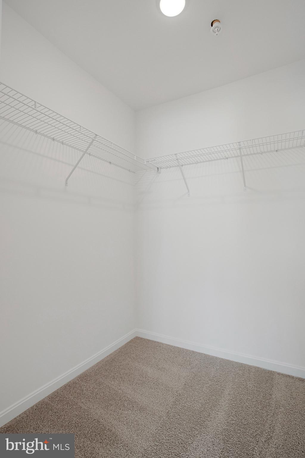 ROBERTS CROSSING - Residential