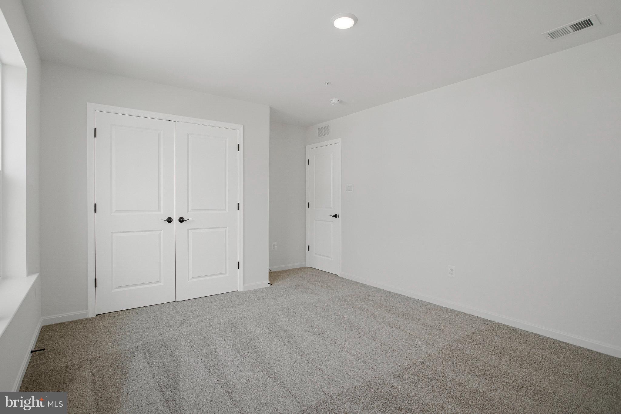 ROBERTS CROSSING - Residential