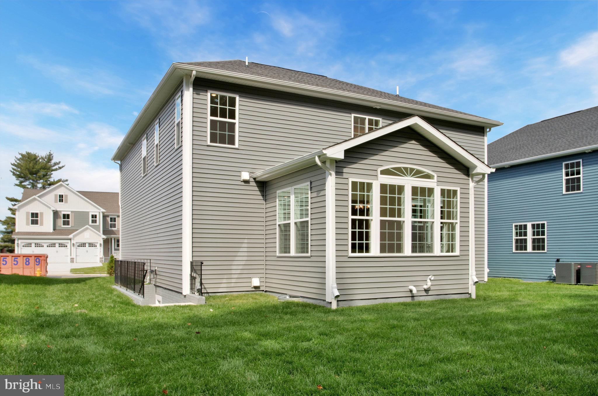 ROBERTS CROSSING - Residential