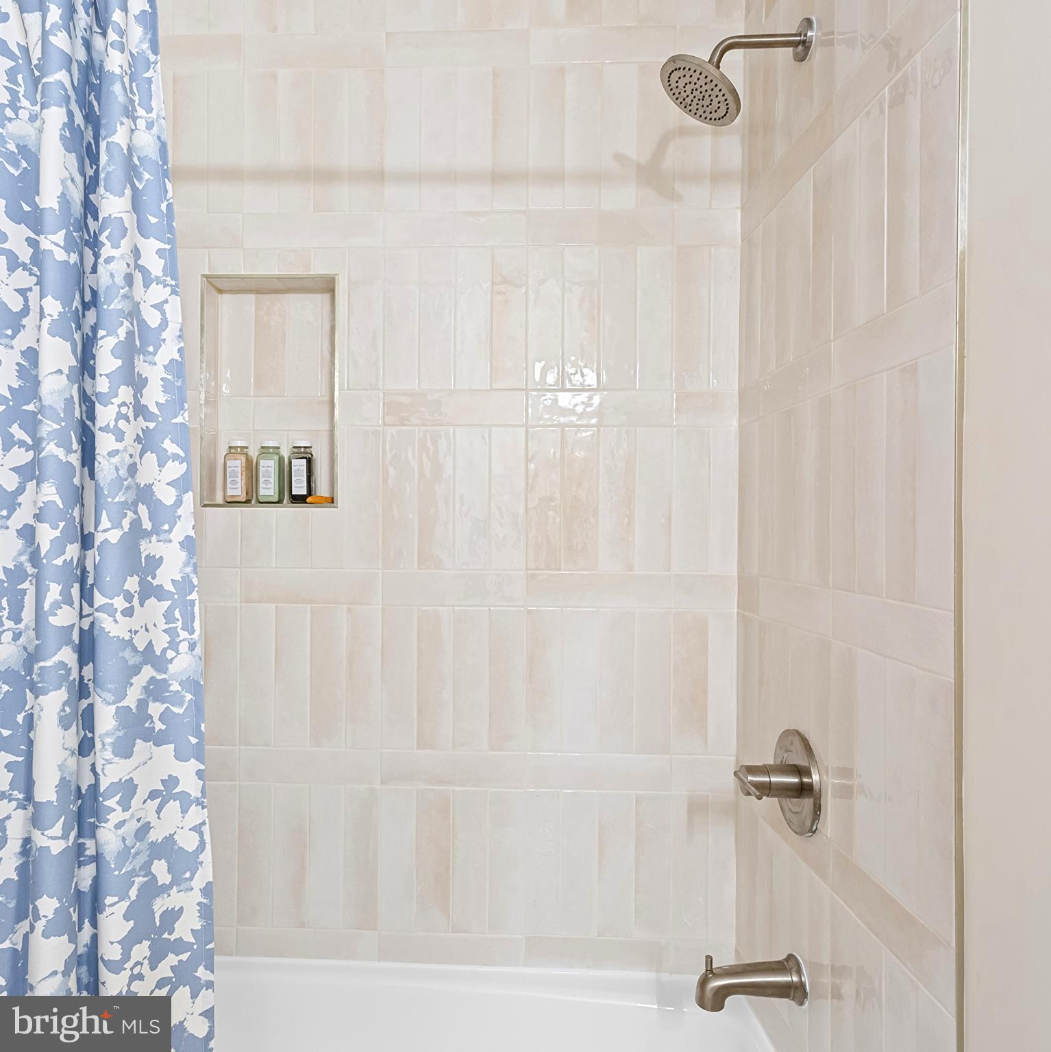 HERMITAGE - Residential