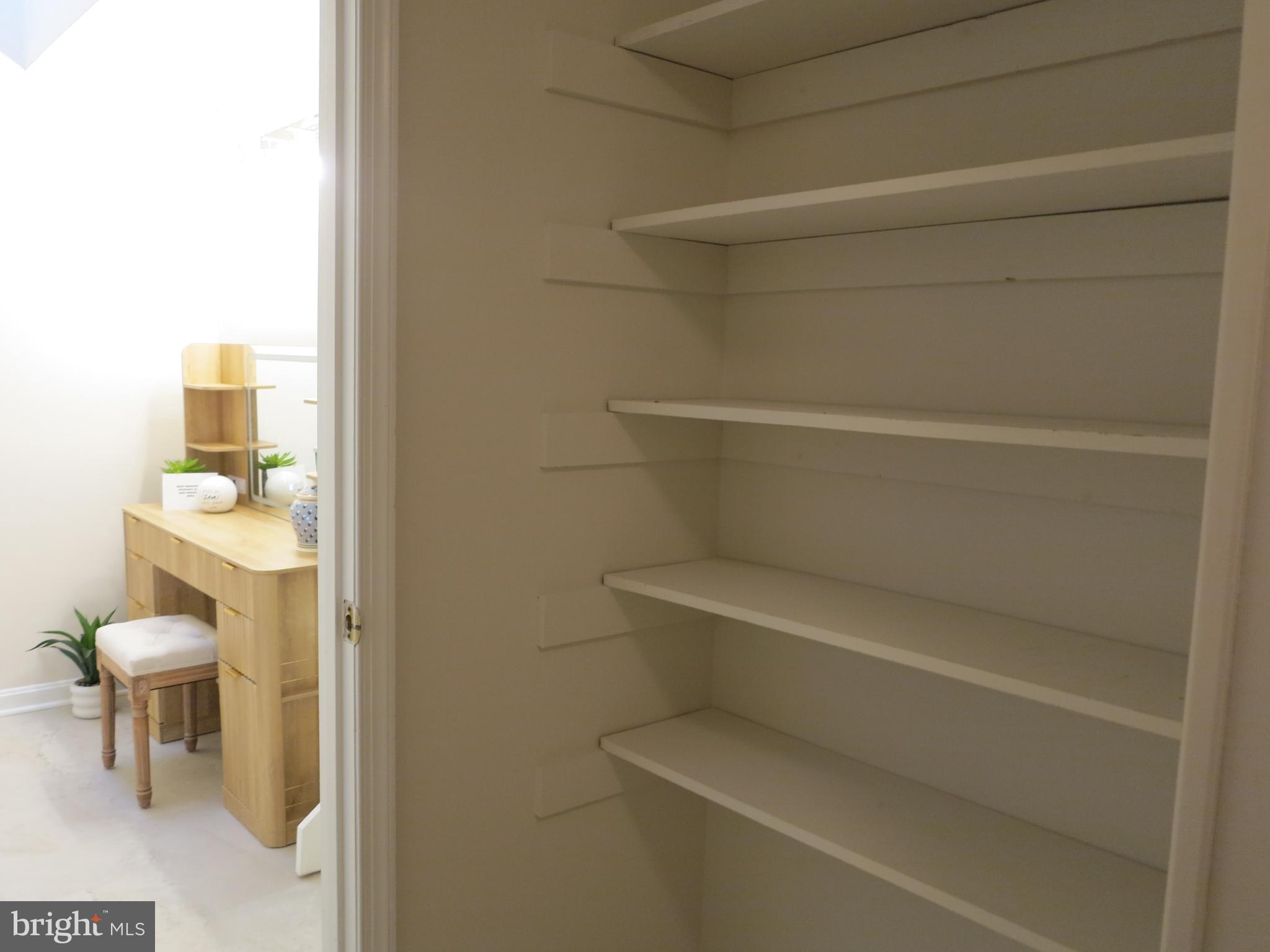 HERMITAGE - Residential