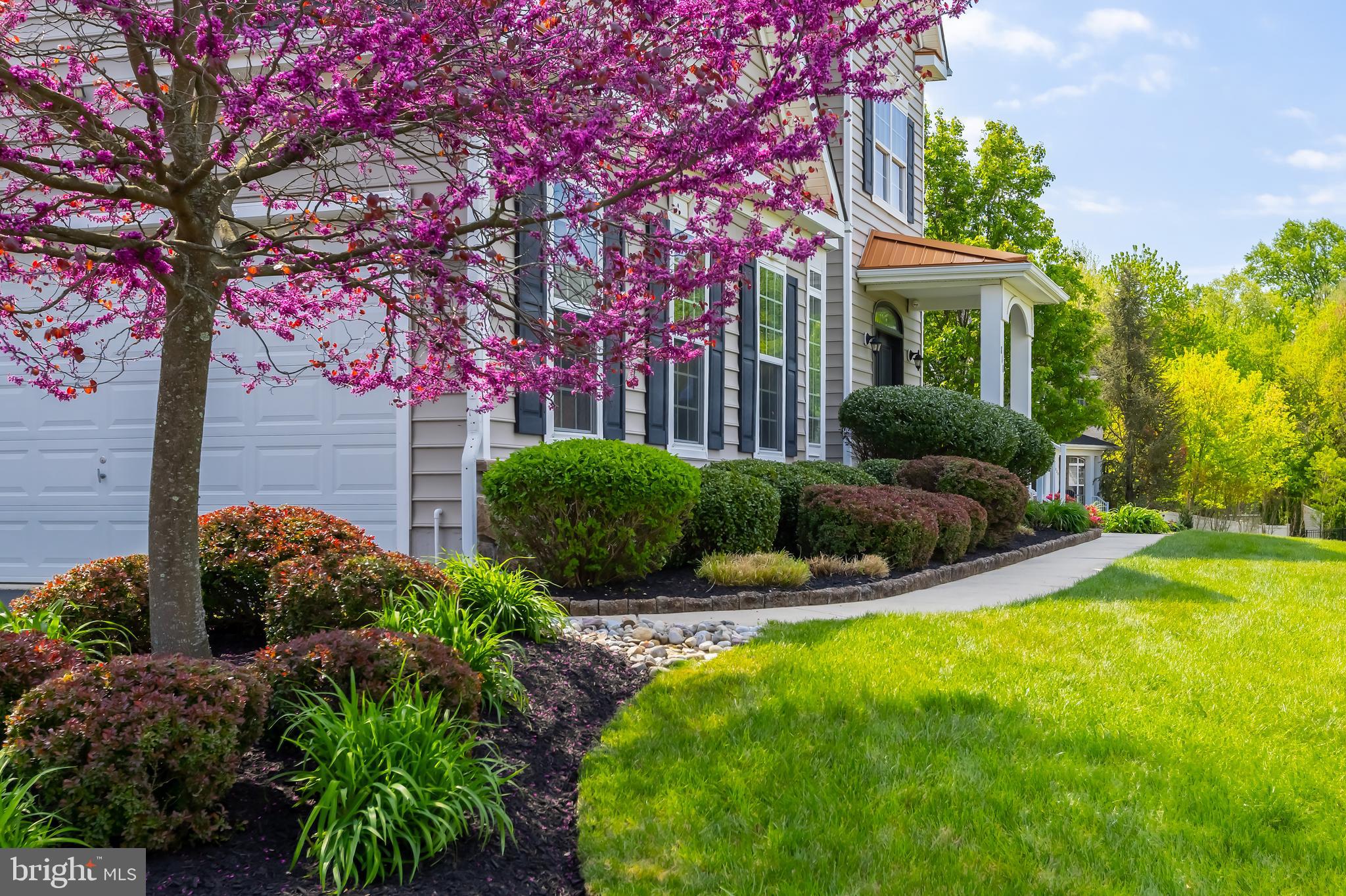 818 DERIUS DRIVE