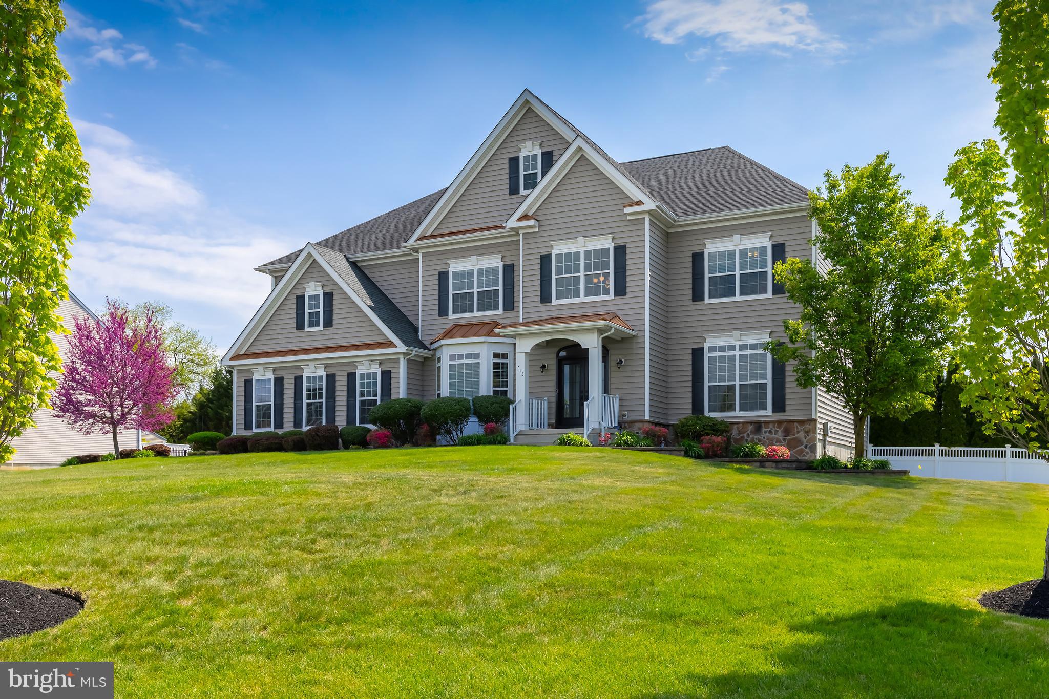 818 DERIUS DRIVE