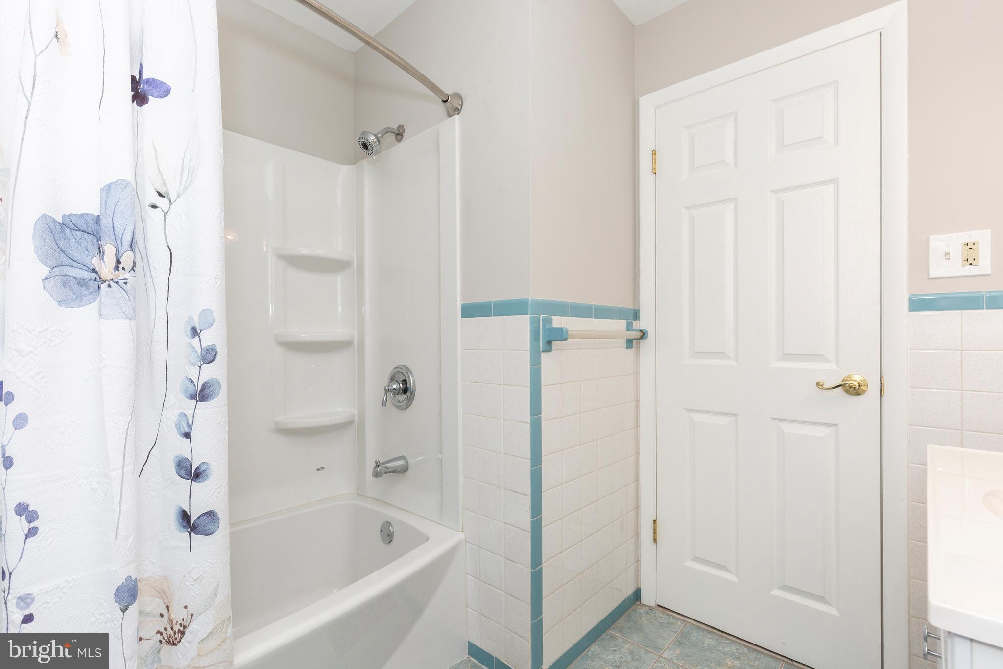 BONNIE BRAE - Residential