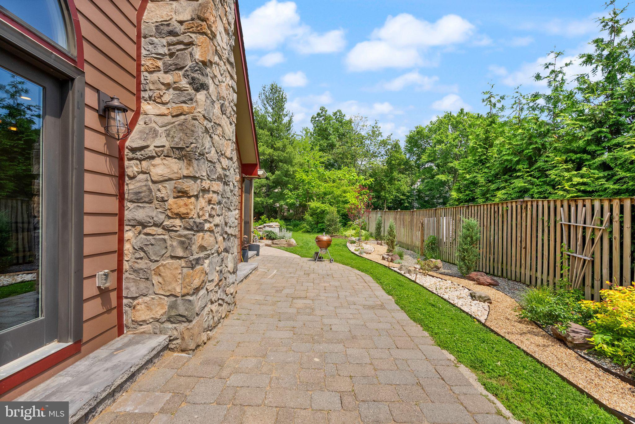 SEMINARY HILL - Residential