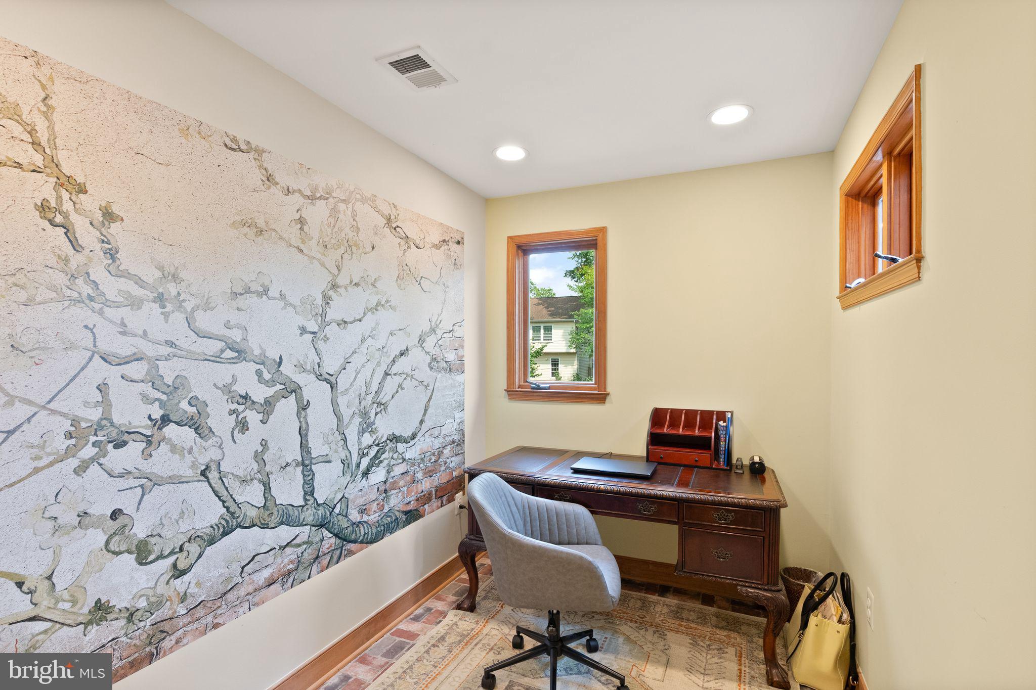 SEMINARY HILL - Residential