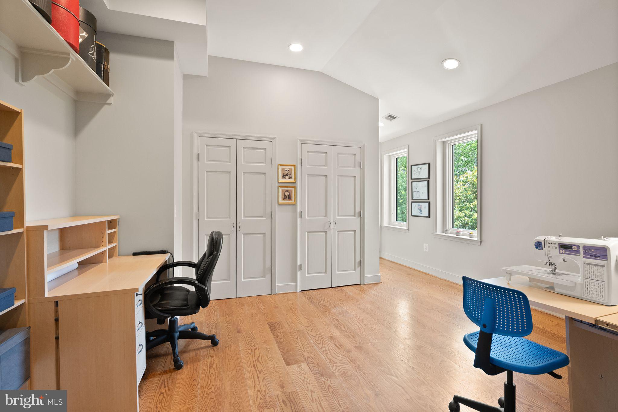 SEMINARY HILL - Residential