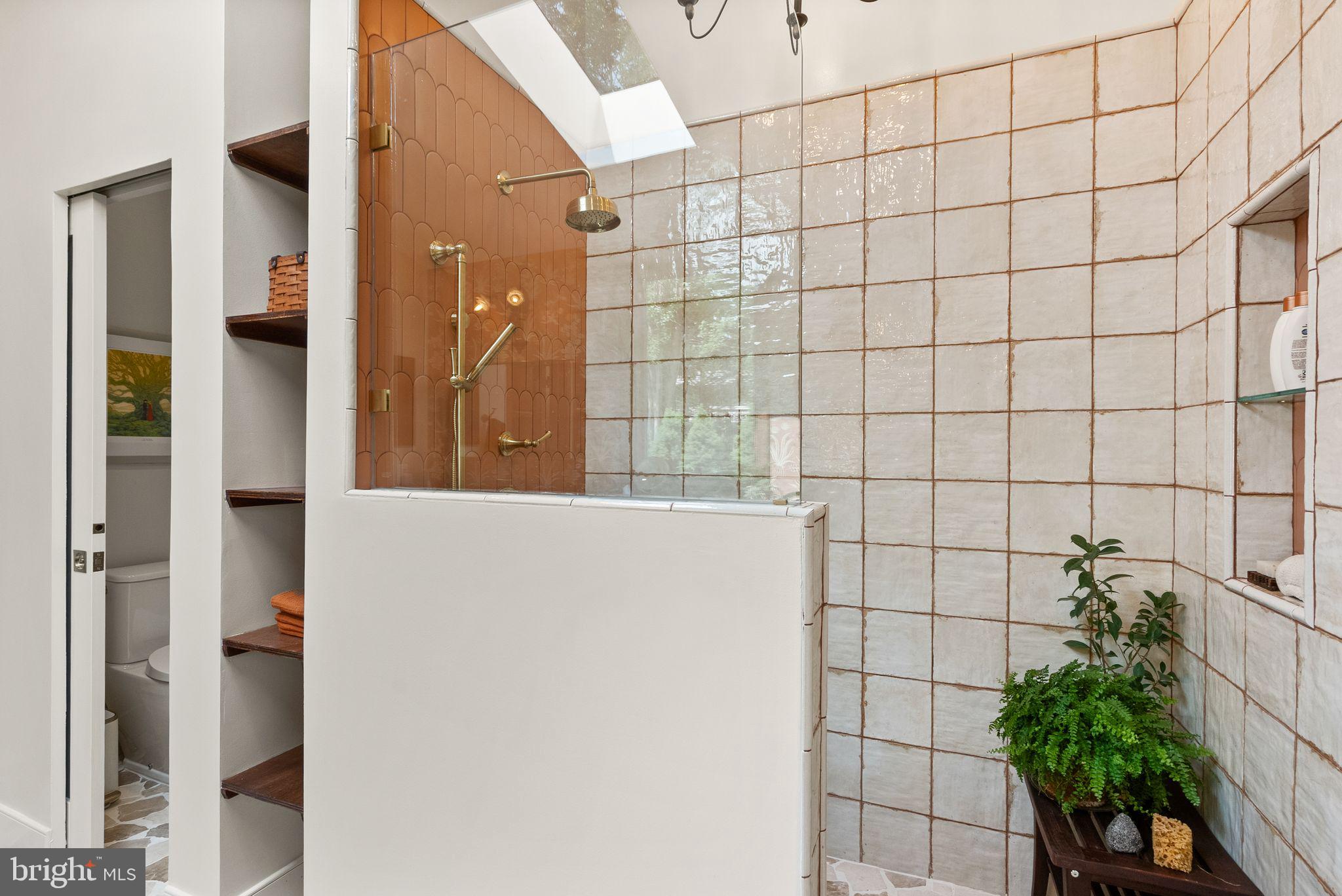 SEMINARY HILL - Residential