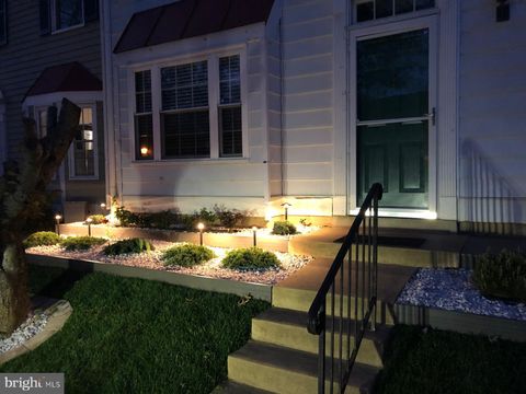 9858 OAKDALE WOODS COURT VIENNA VA 22181