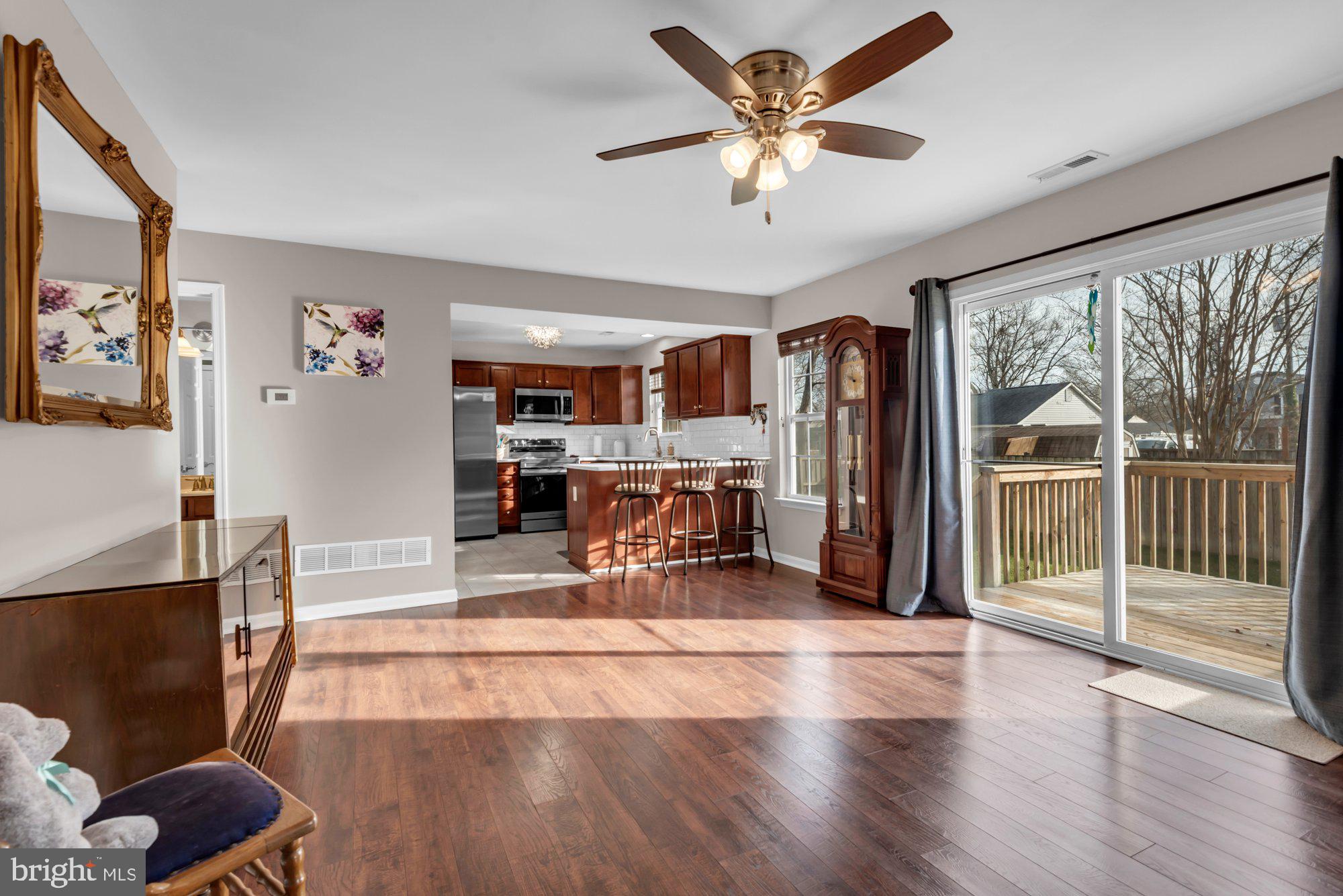 CEDARHURST ON THE BAY - Residential