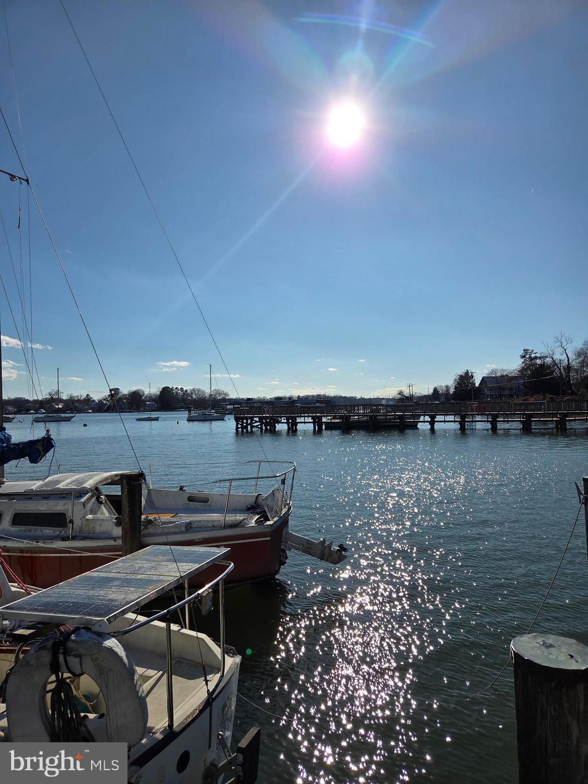 CEDARHURST ON THE BAY - Residential