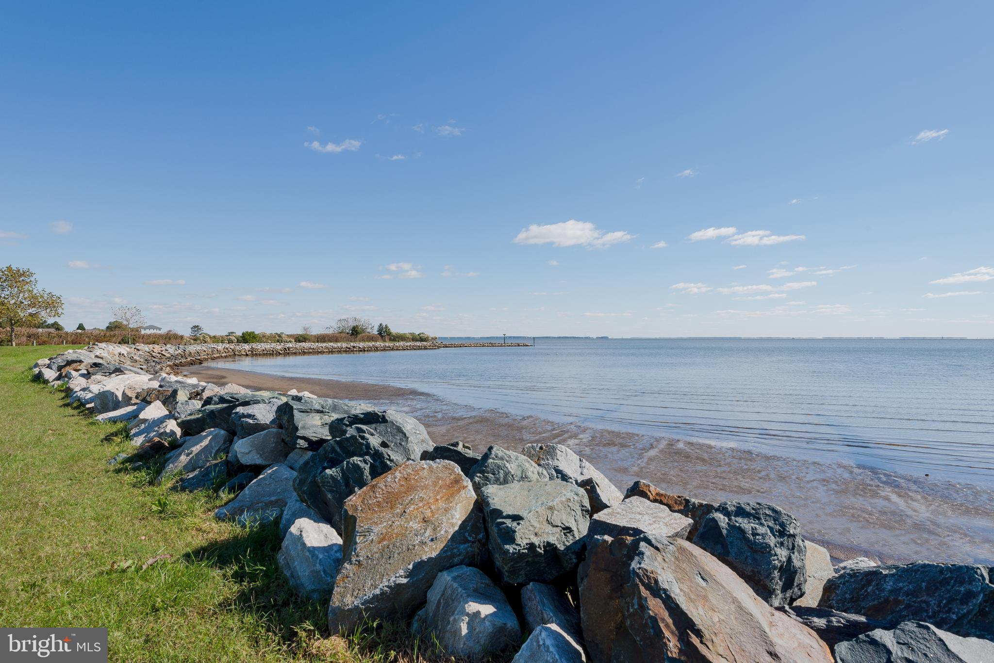 CEDARHURST ON THE BAY - Residential