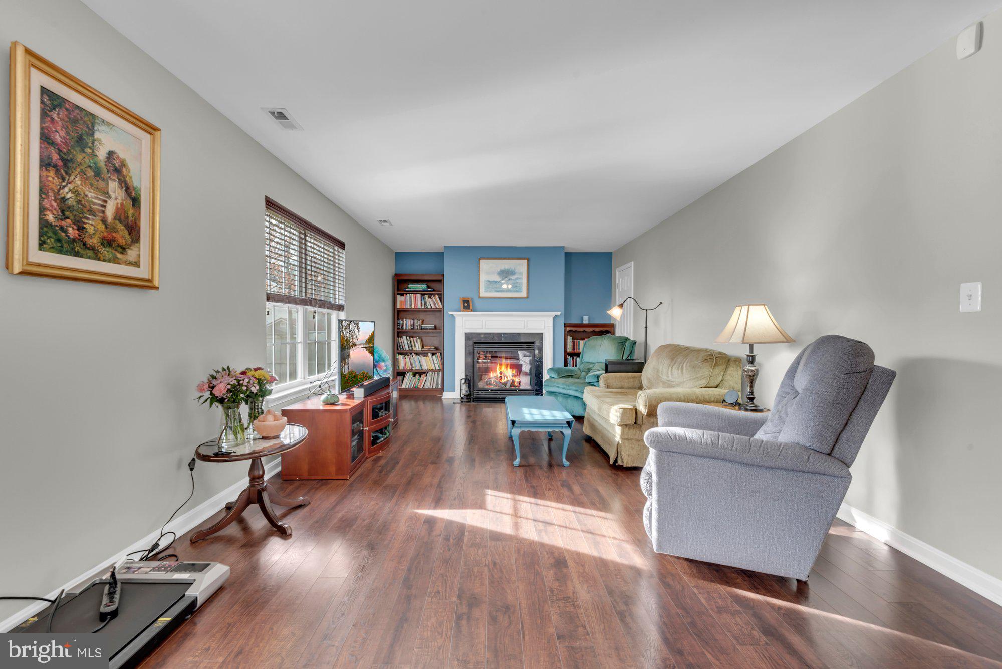 CEDARHURST ON THE BAY - Residential