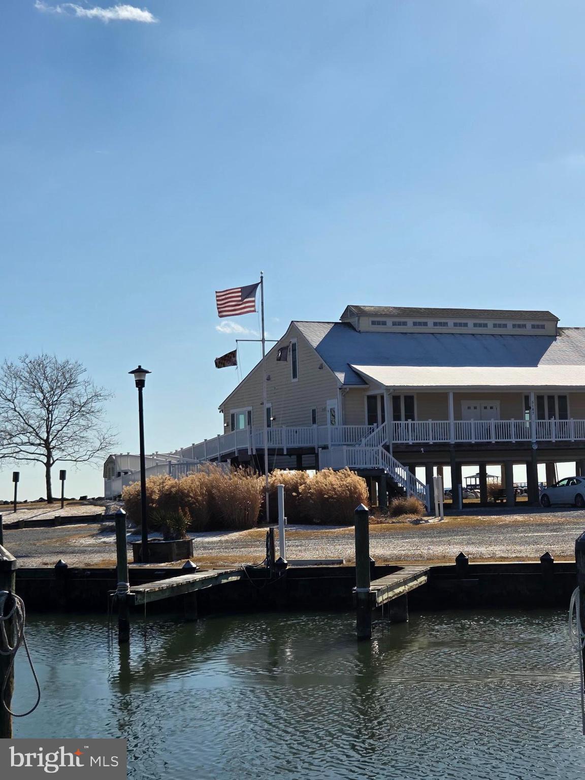 CEDARHURST ON THE BAY - Residential