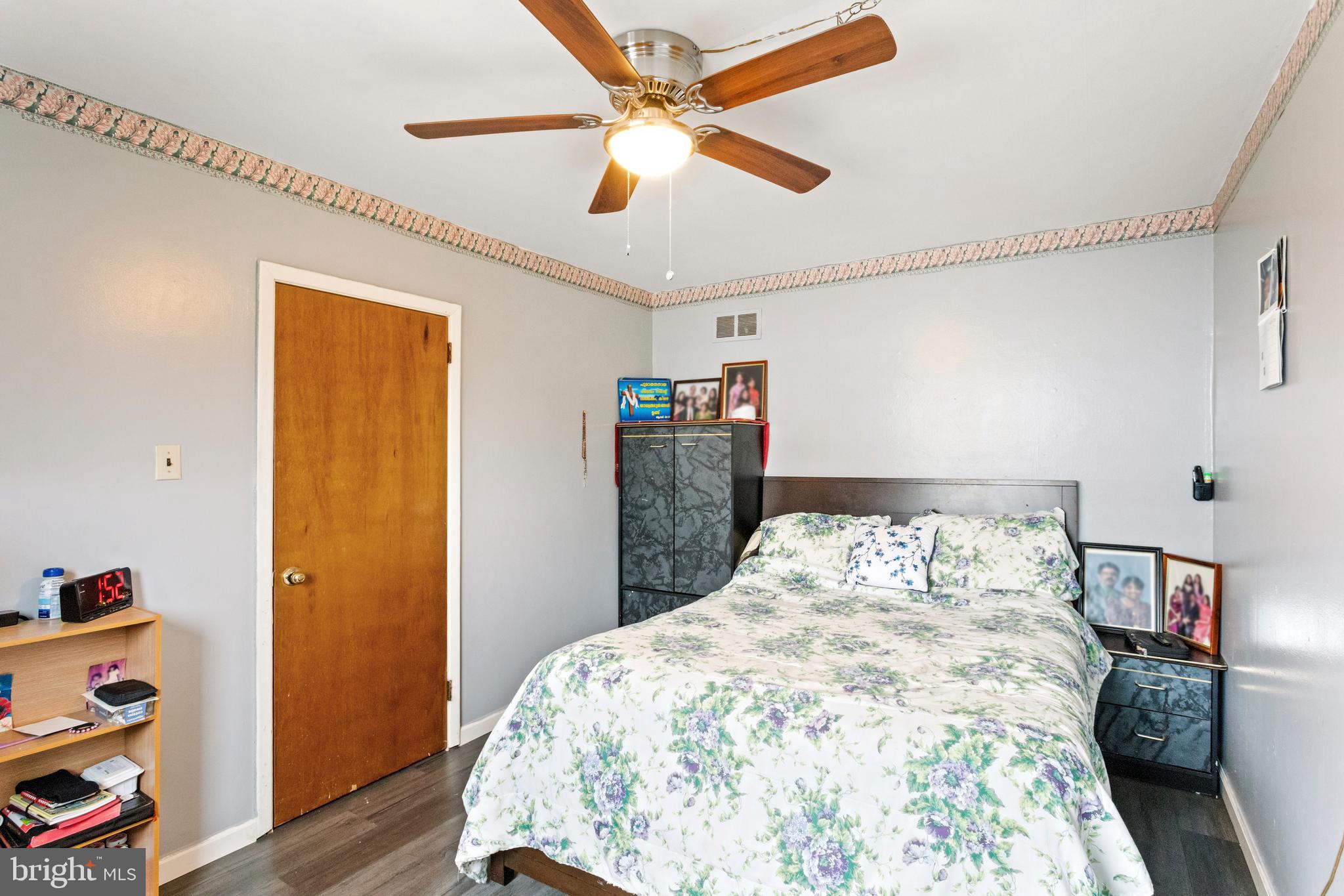 SOMERTON - Residential