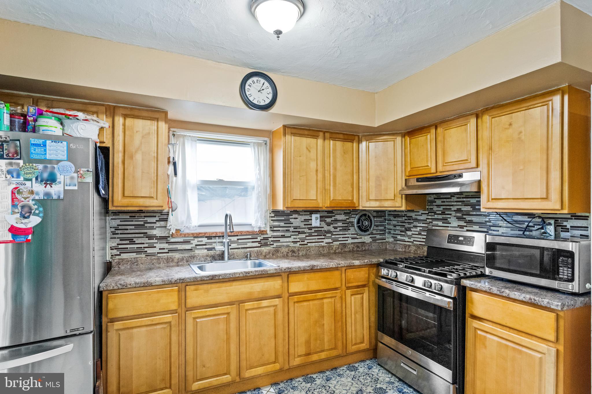 SOMERTON - Residential