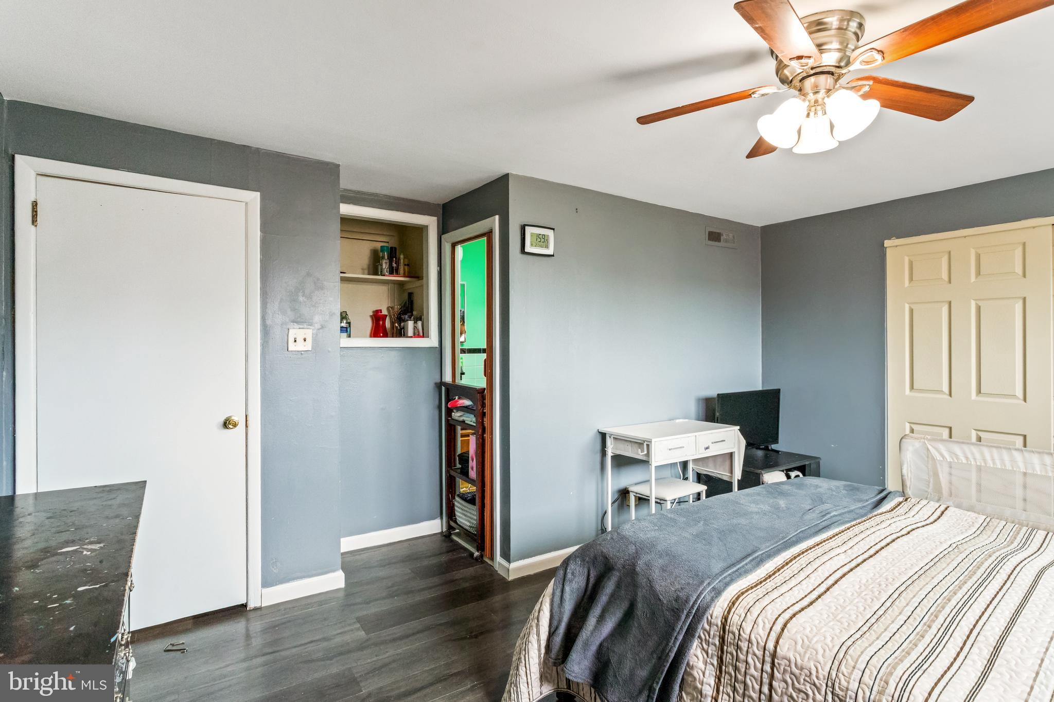 SOMERTON - Residential