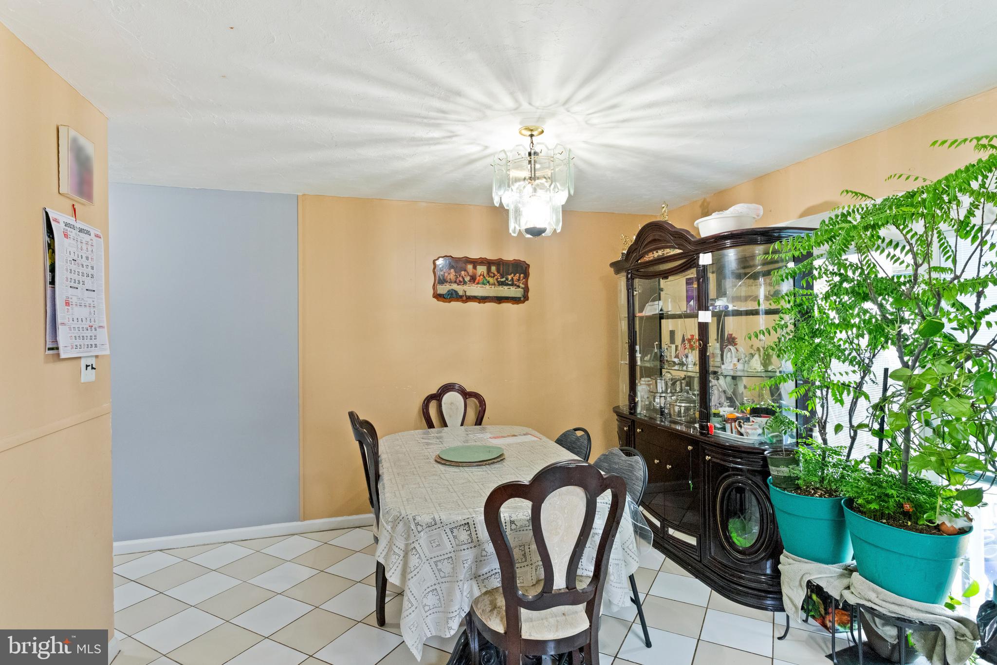 SOMERTON - Residential