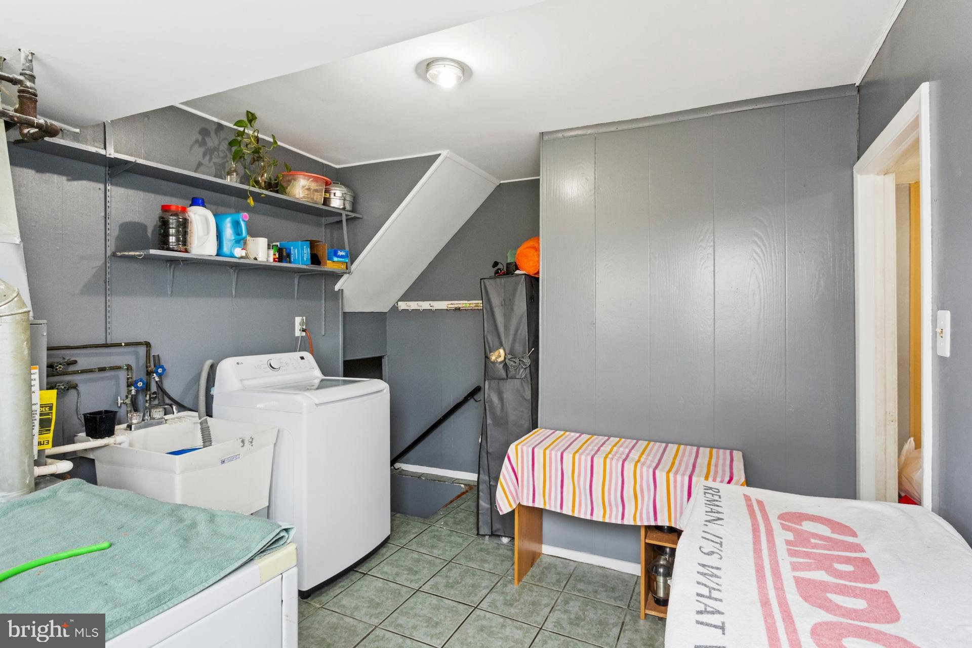 SOMERTON - Residential