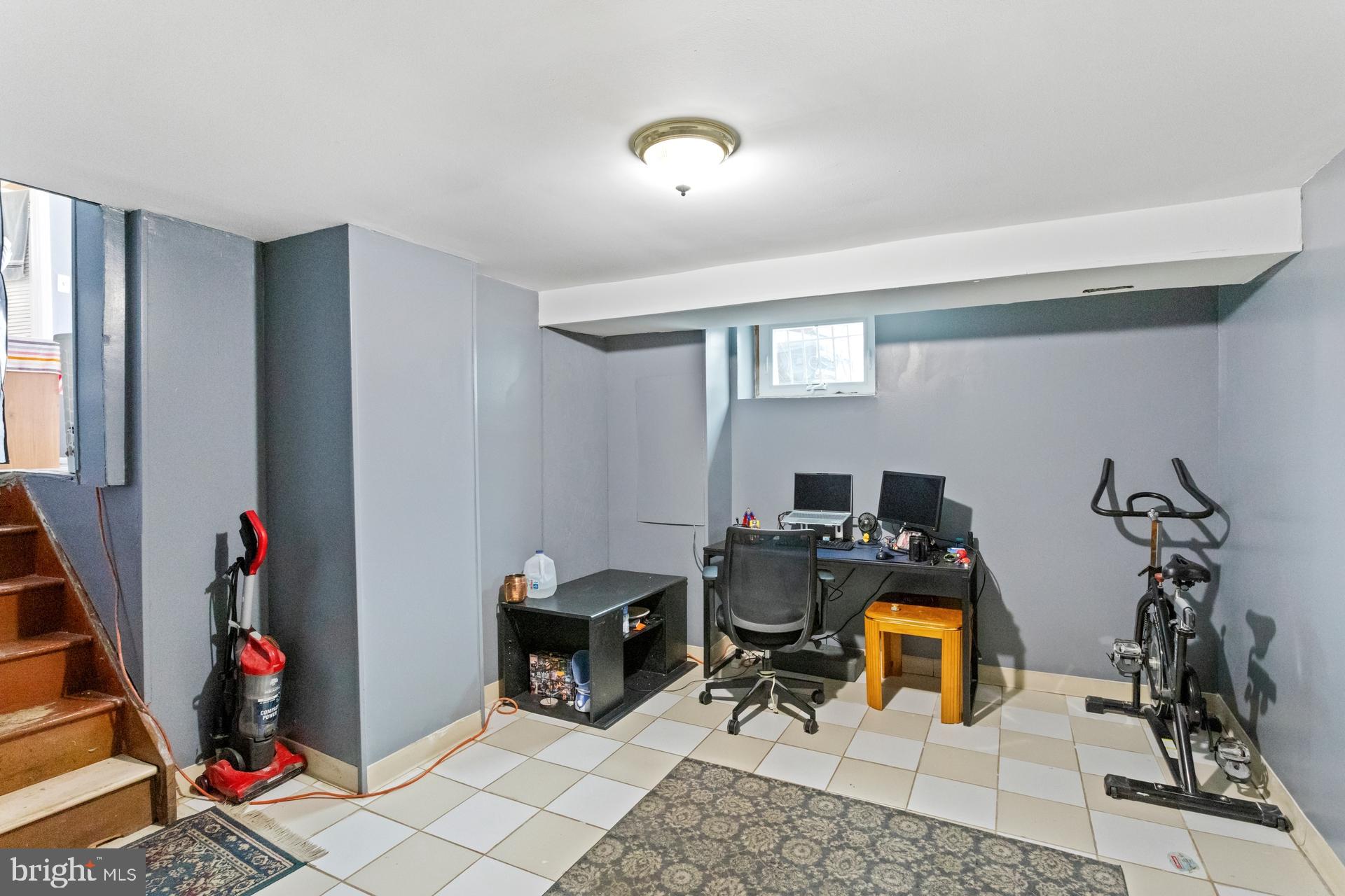 SOMERTON - Residential