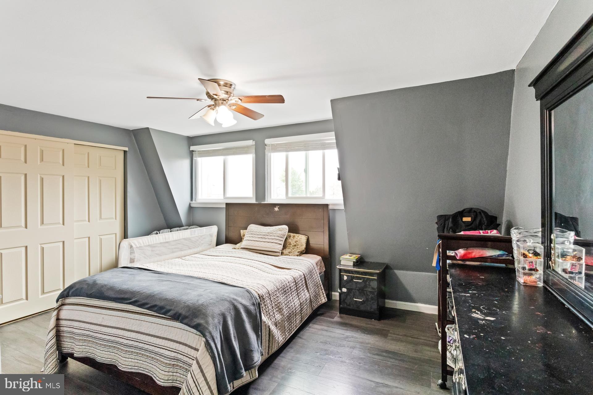 SOMERTON - Residential