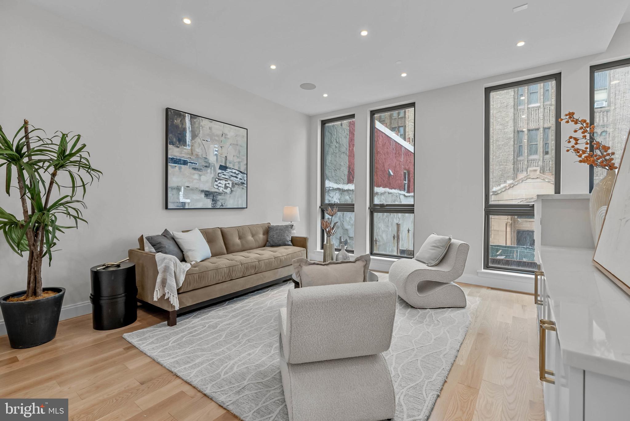 BELLA VISTA - Residential