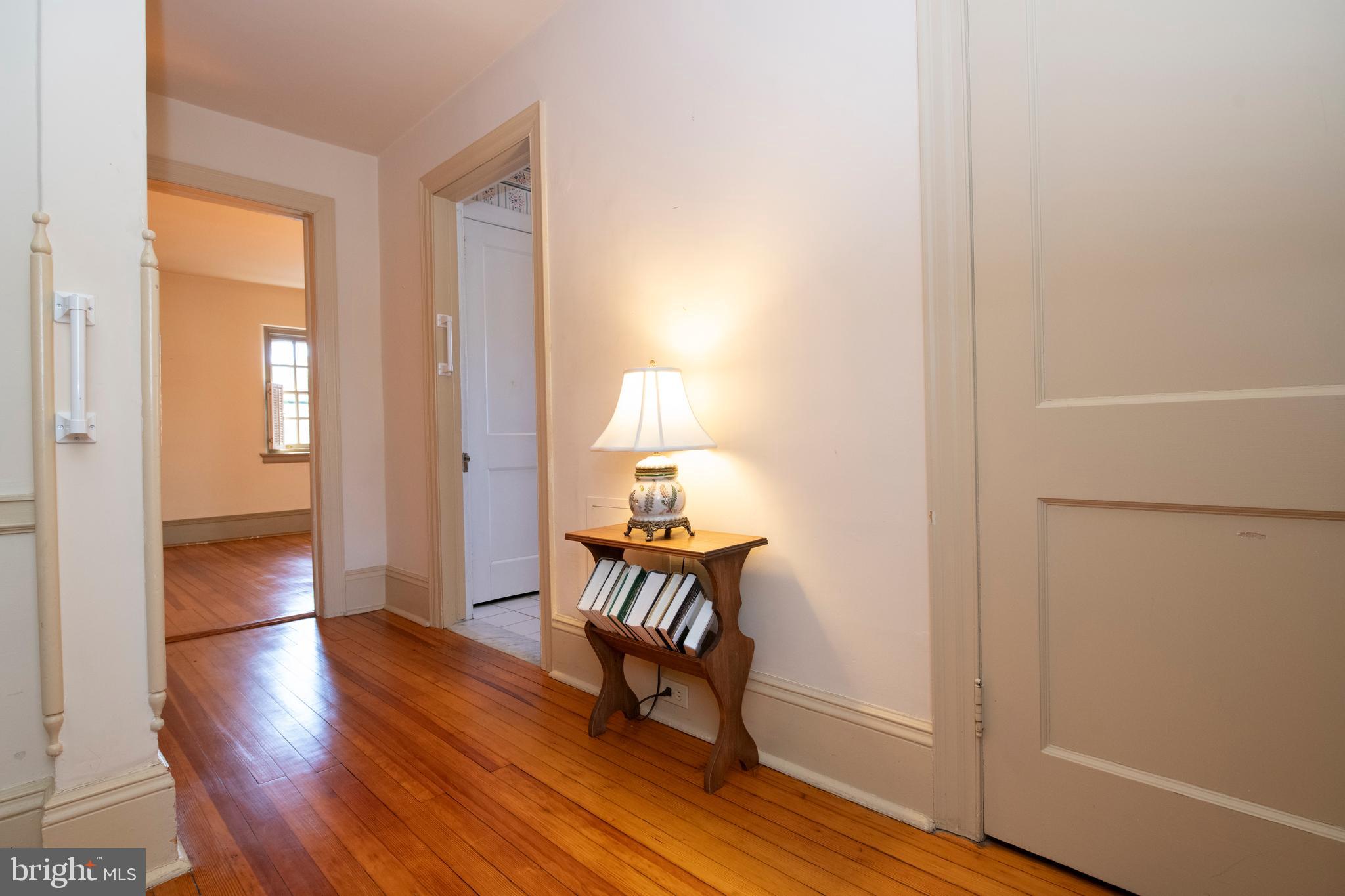 EAST FALLS - Residential