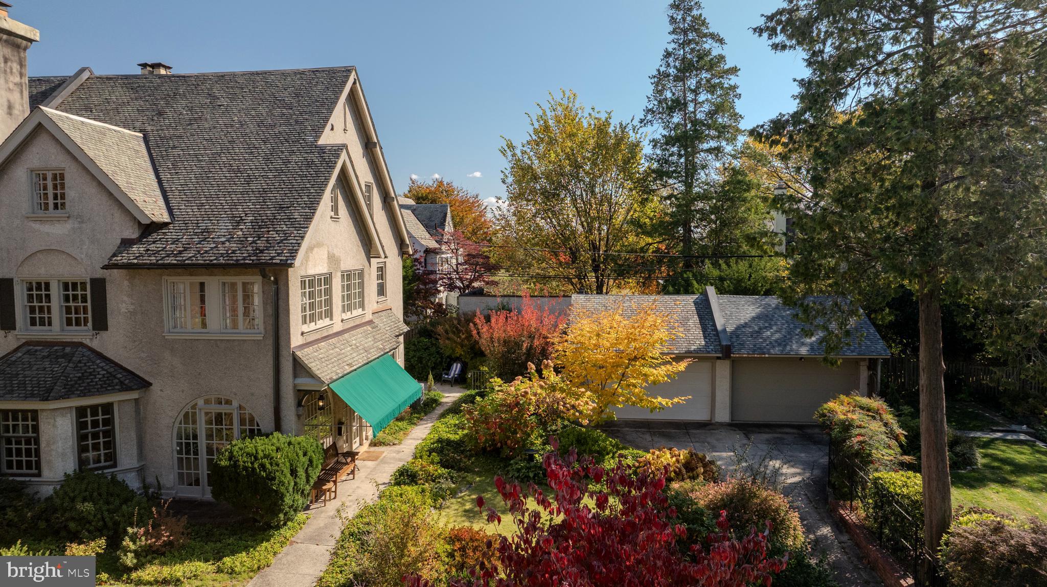 EAST FALLS - Residential