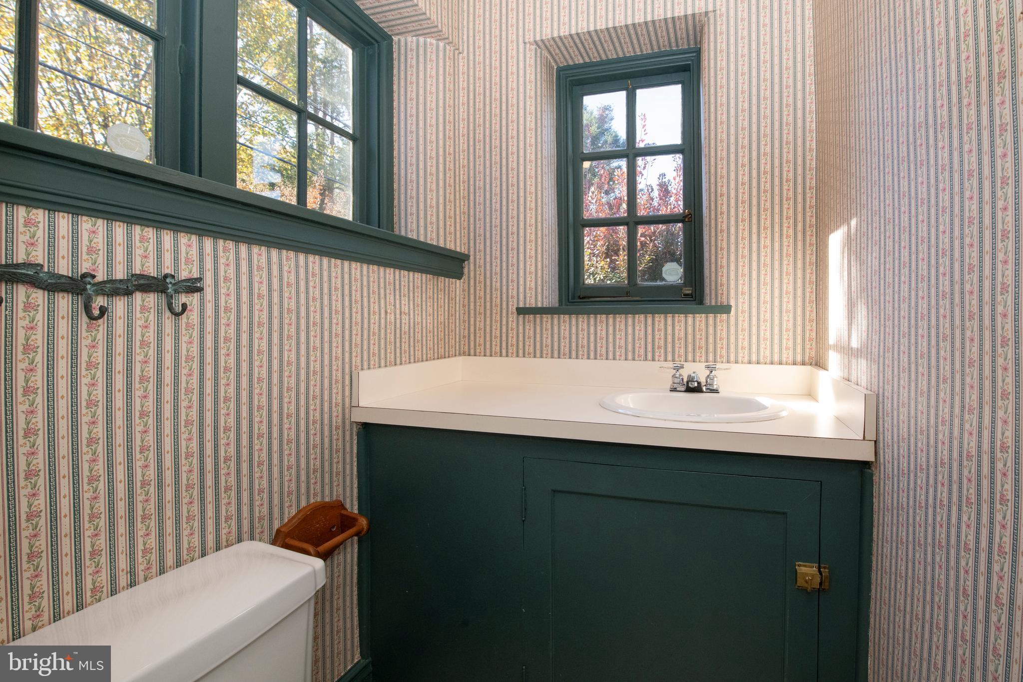 EAST FALLS - Residential