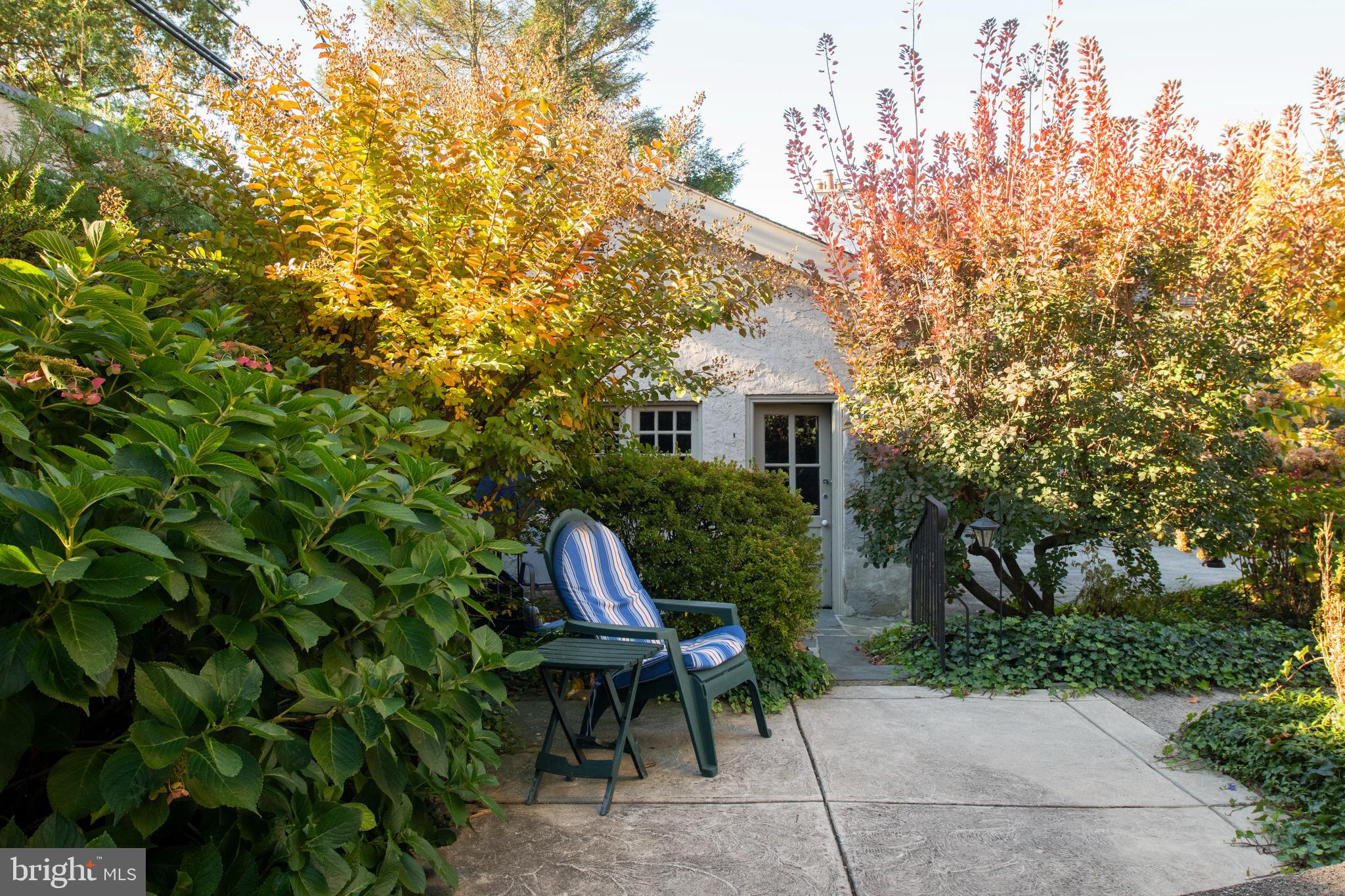 EAST FALLS - Residential