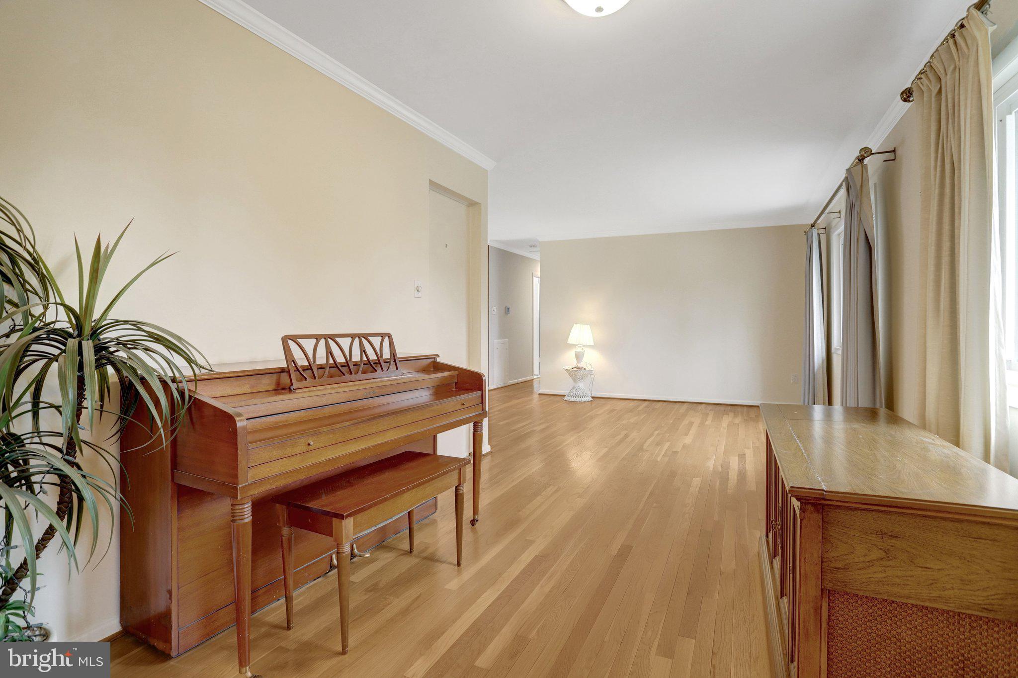 MONTICELLO WOODS - Residential