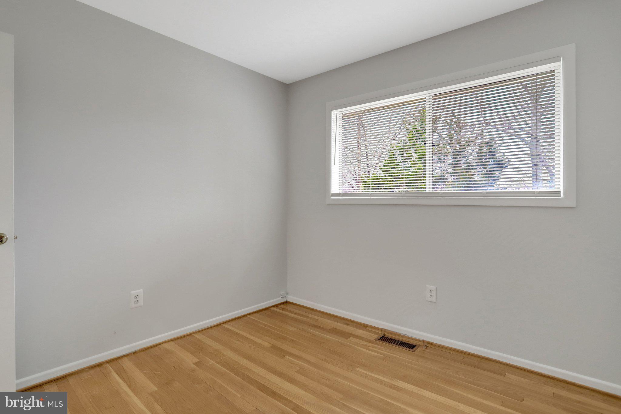 MONTICELLO WOODS - Residential