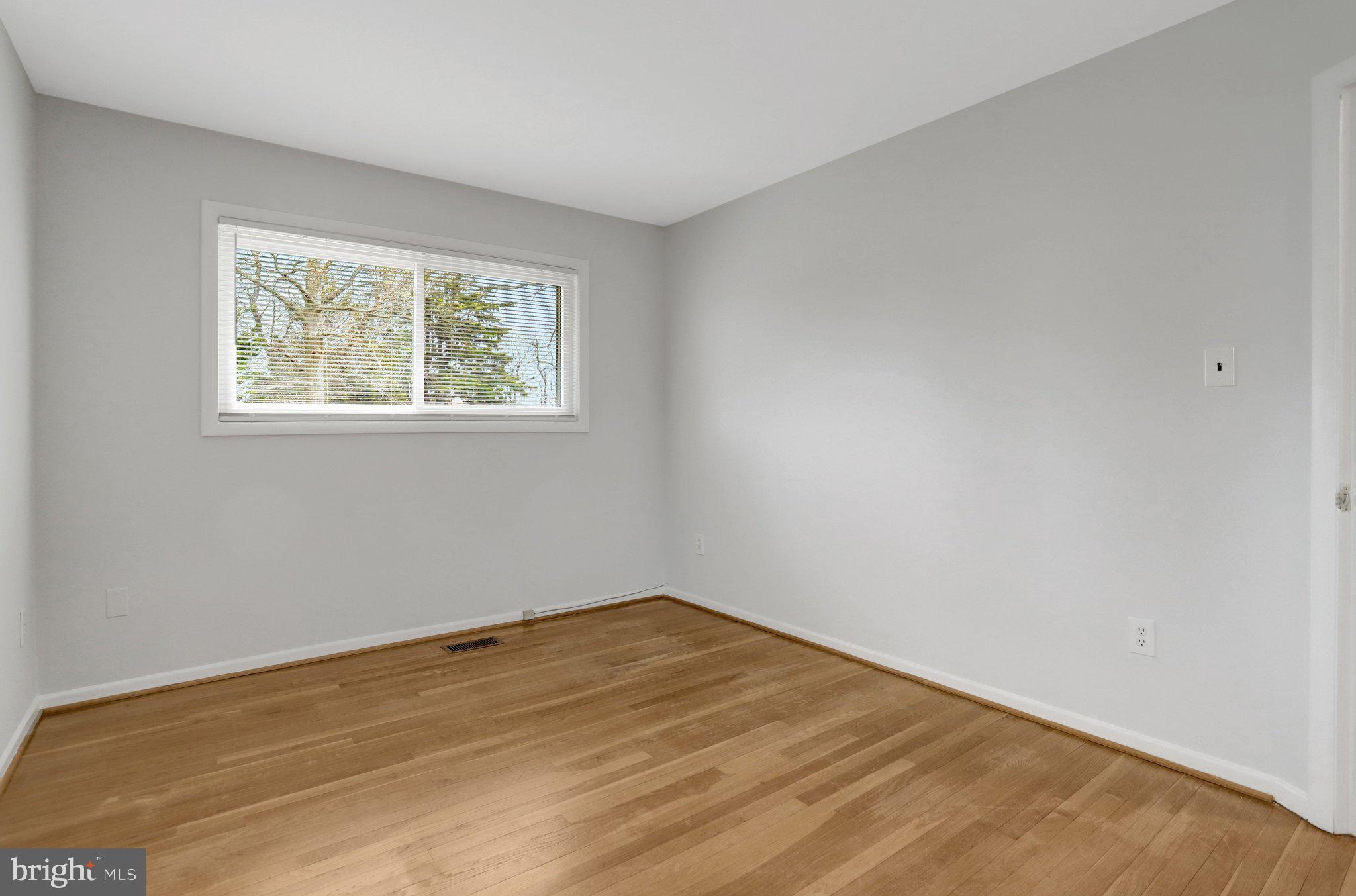 MONTICELLO WOODS - Residential