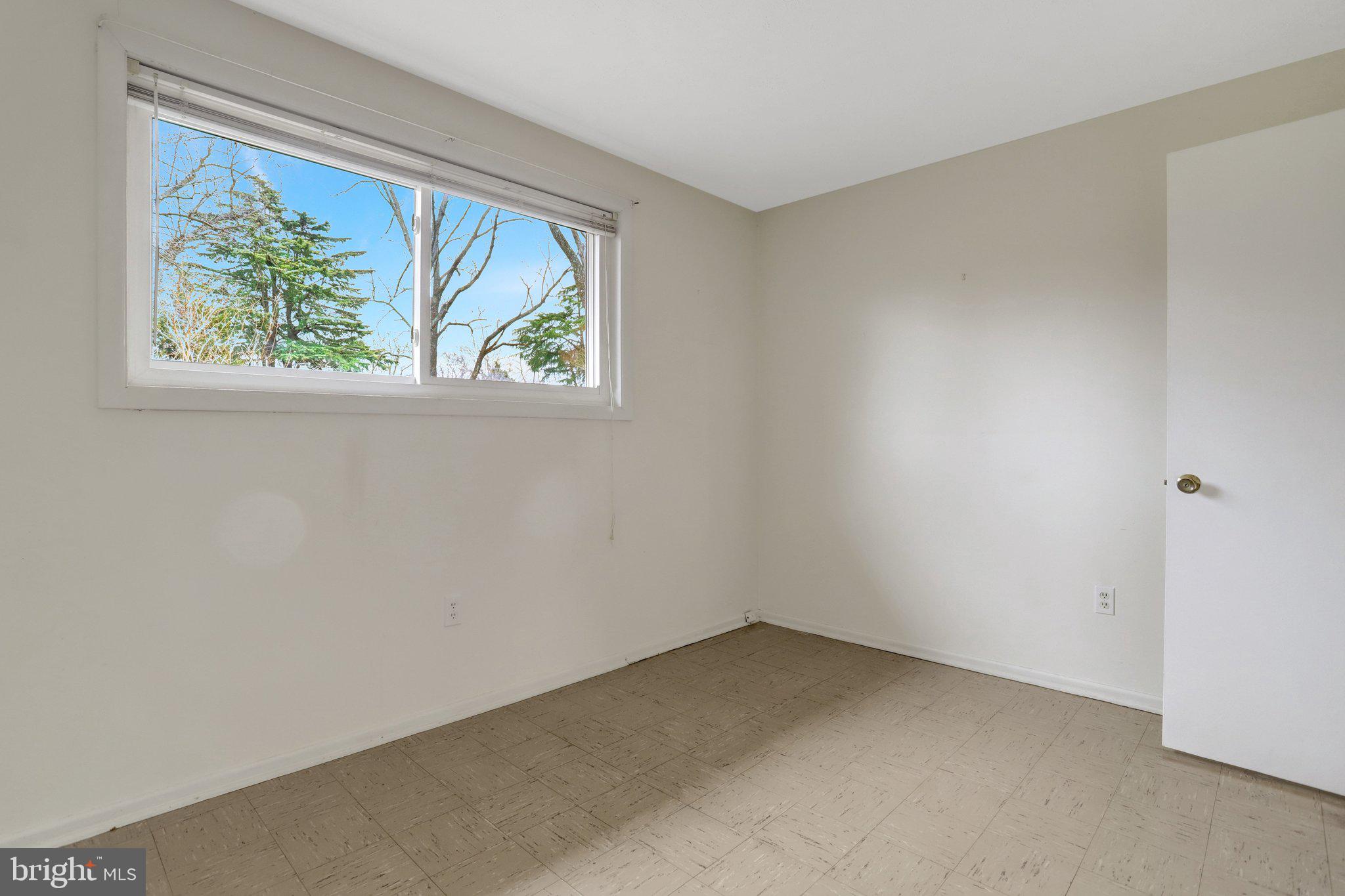 MONTICELLO WOODS - Residential