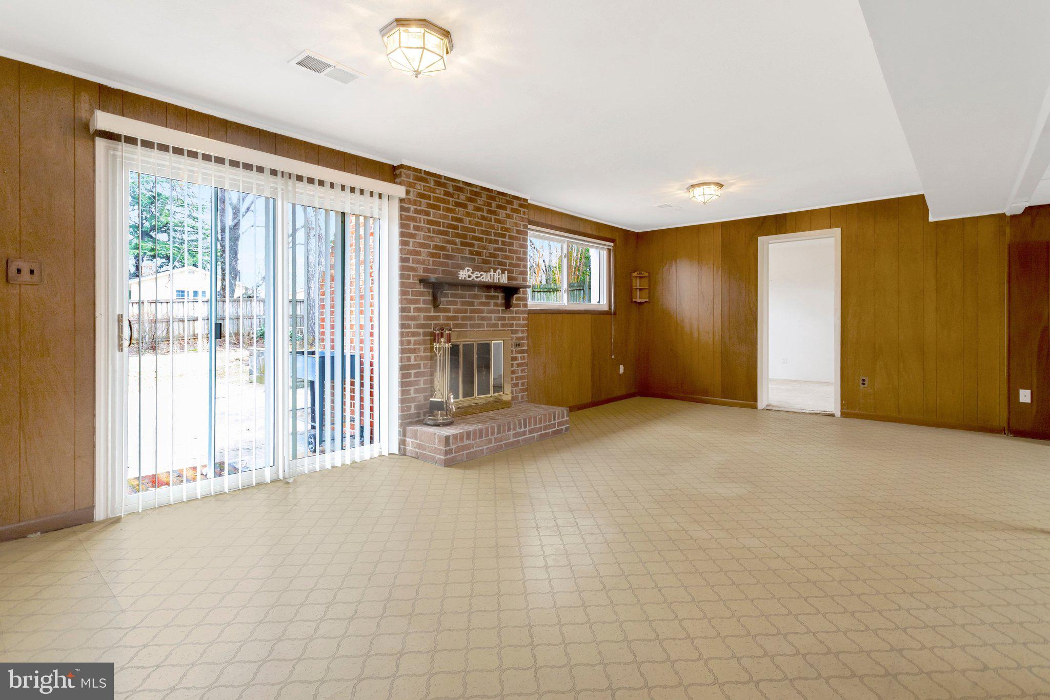 MONTICELLO WOODS - Residential