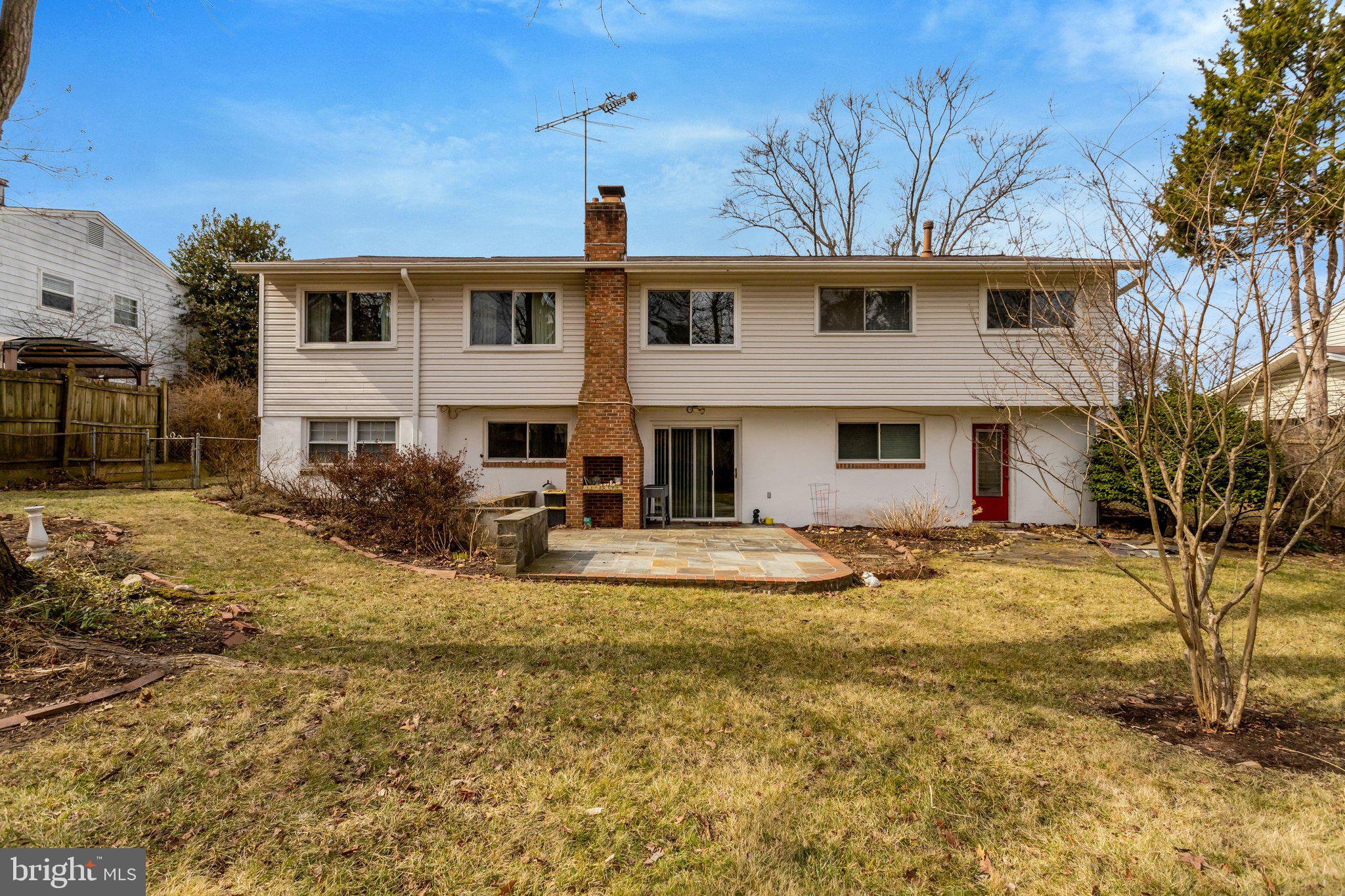 MONTICELLO WOODS - Residential