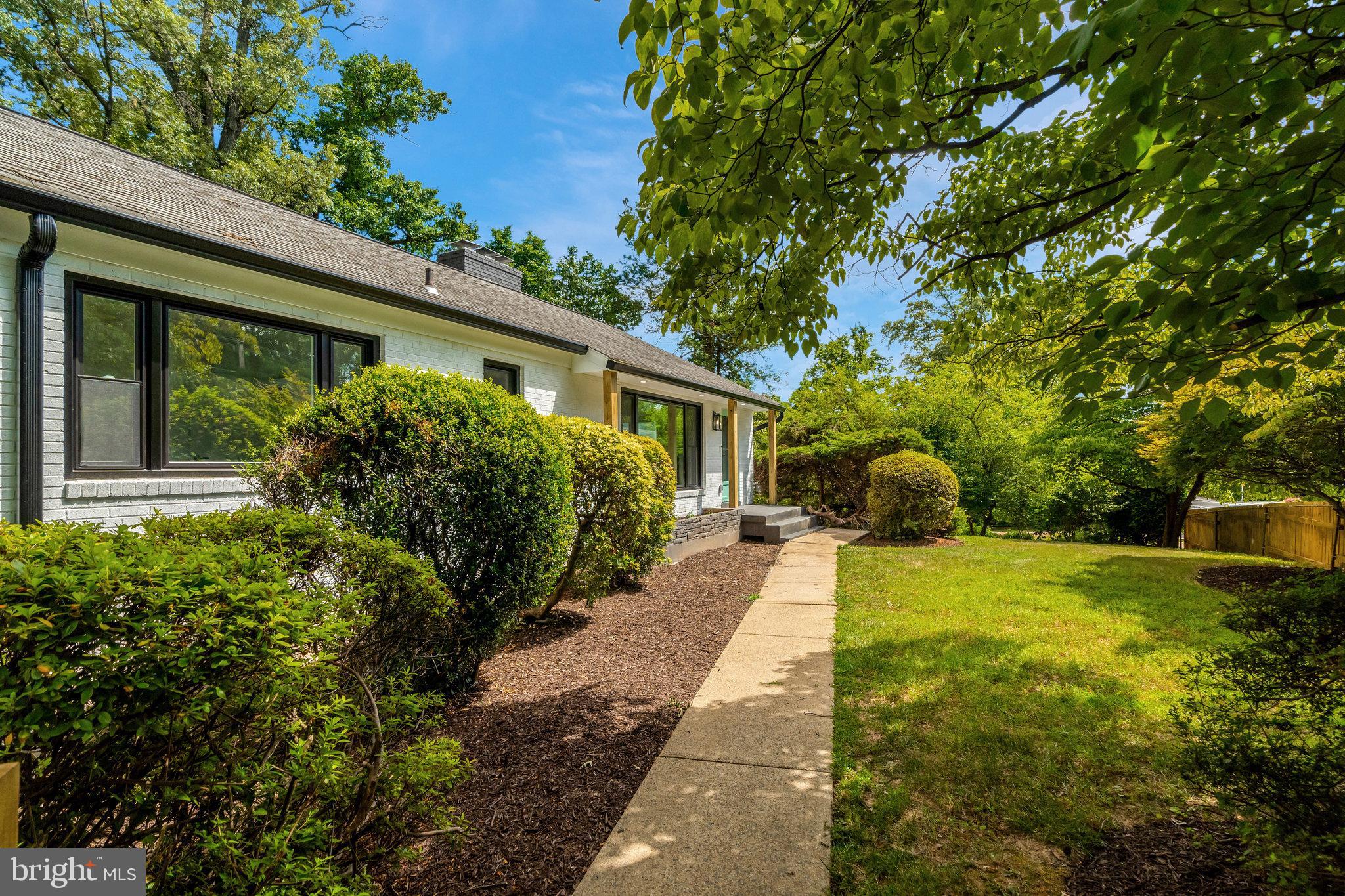 2539 GALLOWS ROAD
