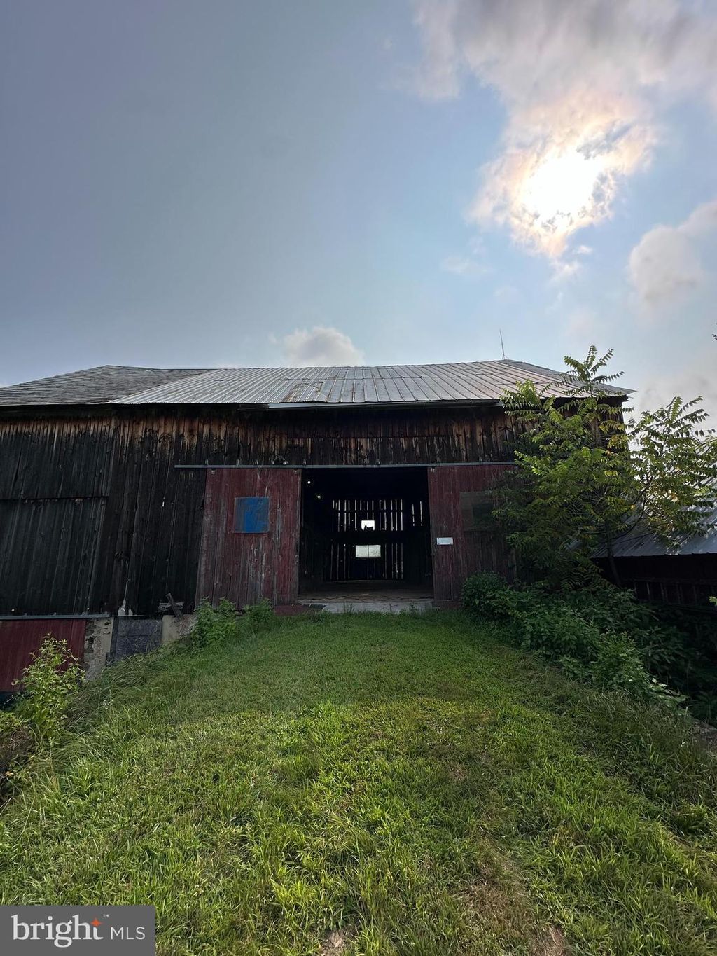 Photo of 104 S Limekiln Pk, CHALFONT, PA 18914 (MLS # PABU2102414)
